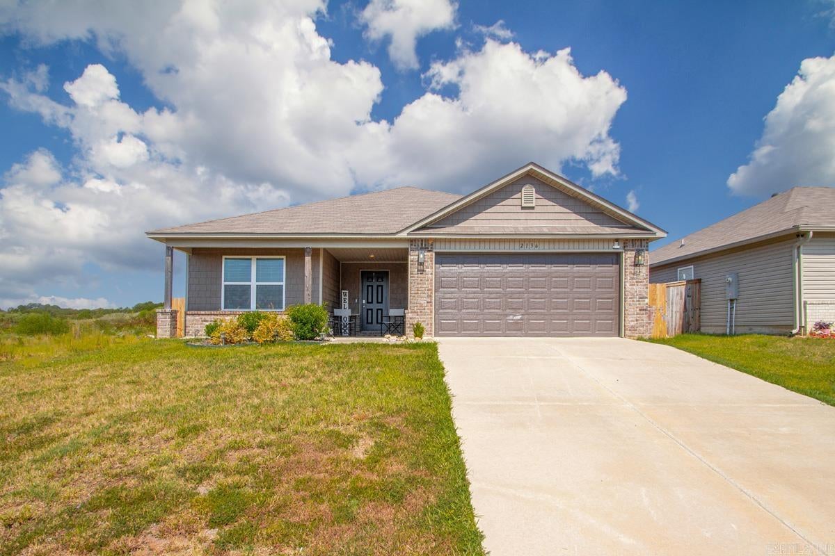 2136 Dandelion Drive — photo