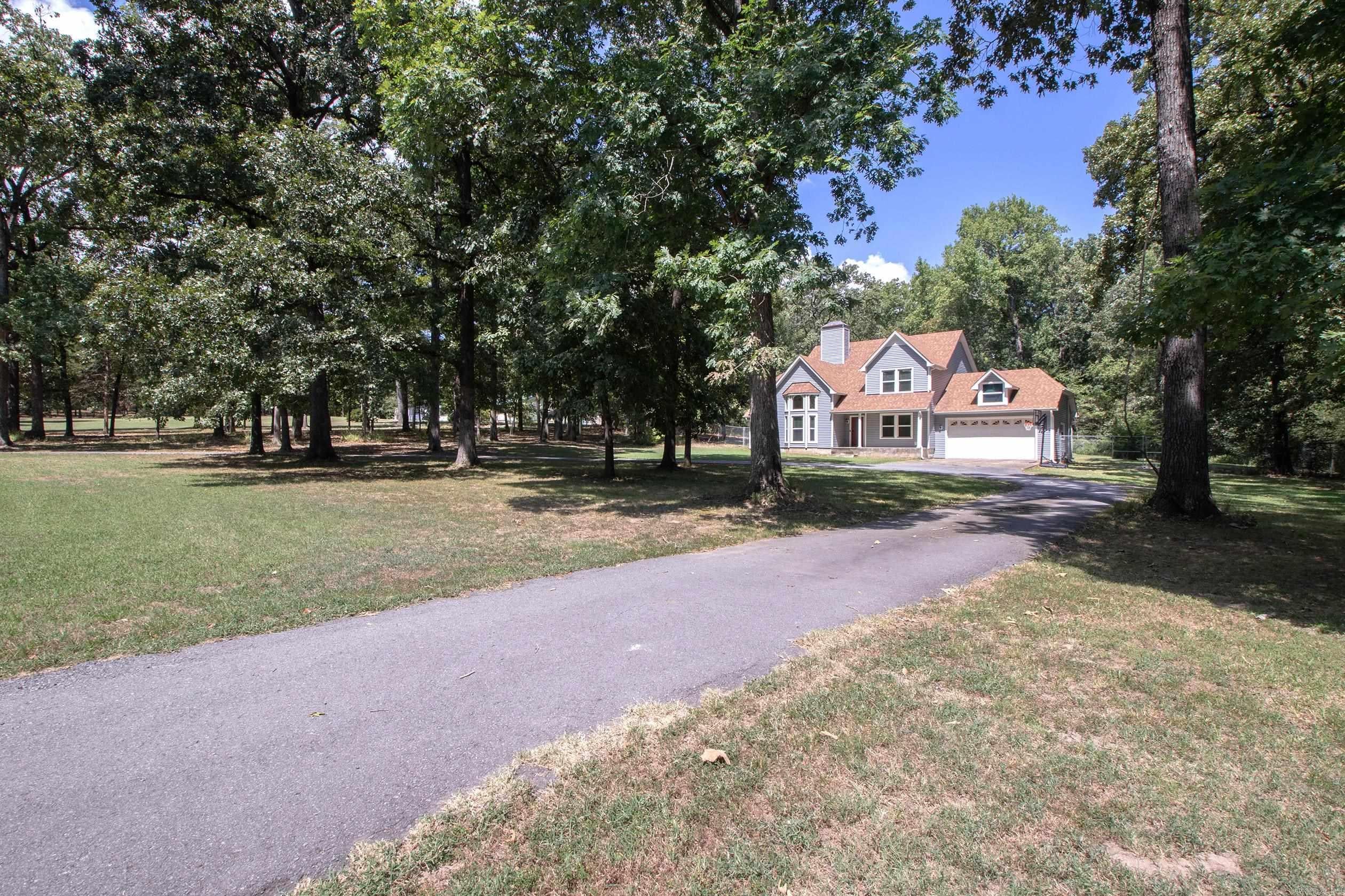 Home in Bryant, AR 72022 — photo 2