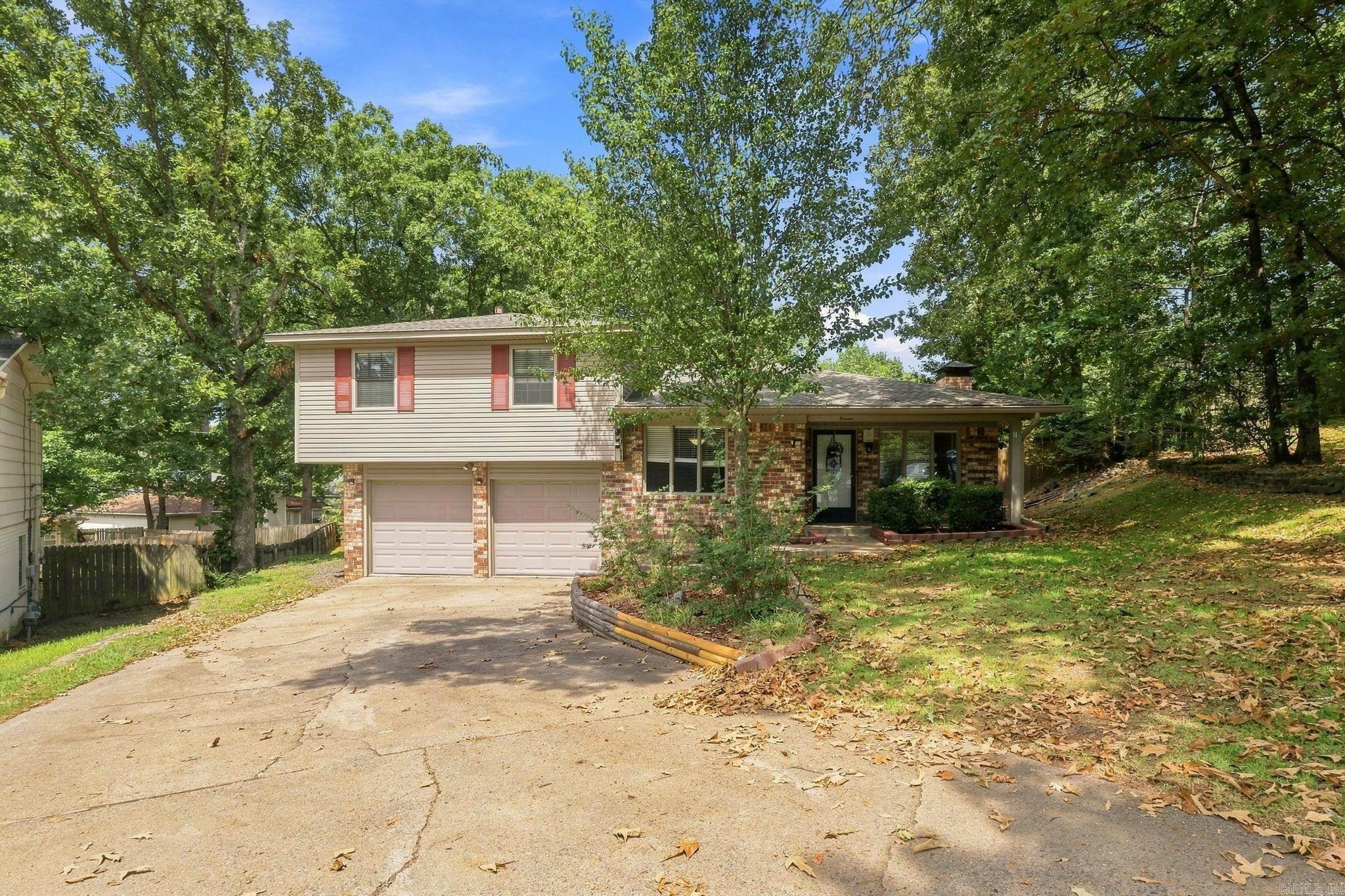 11 Cherrywood Ct — photo