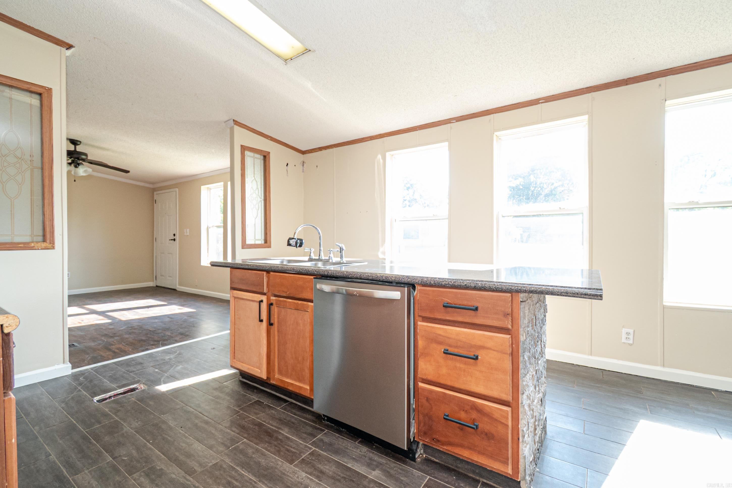 Home in Warren, AR 71671 — photo 3