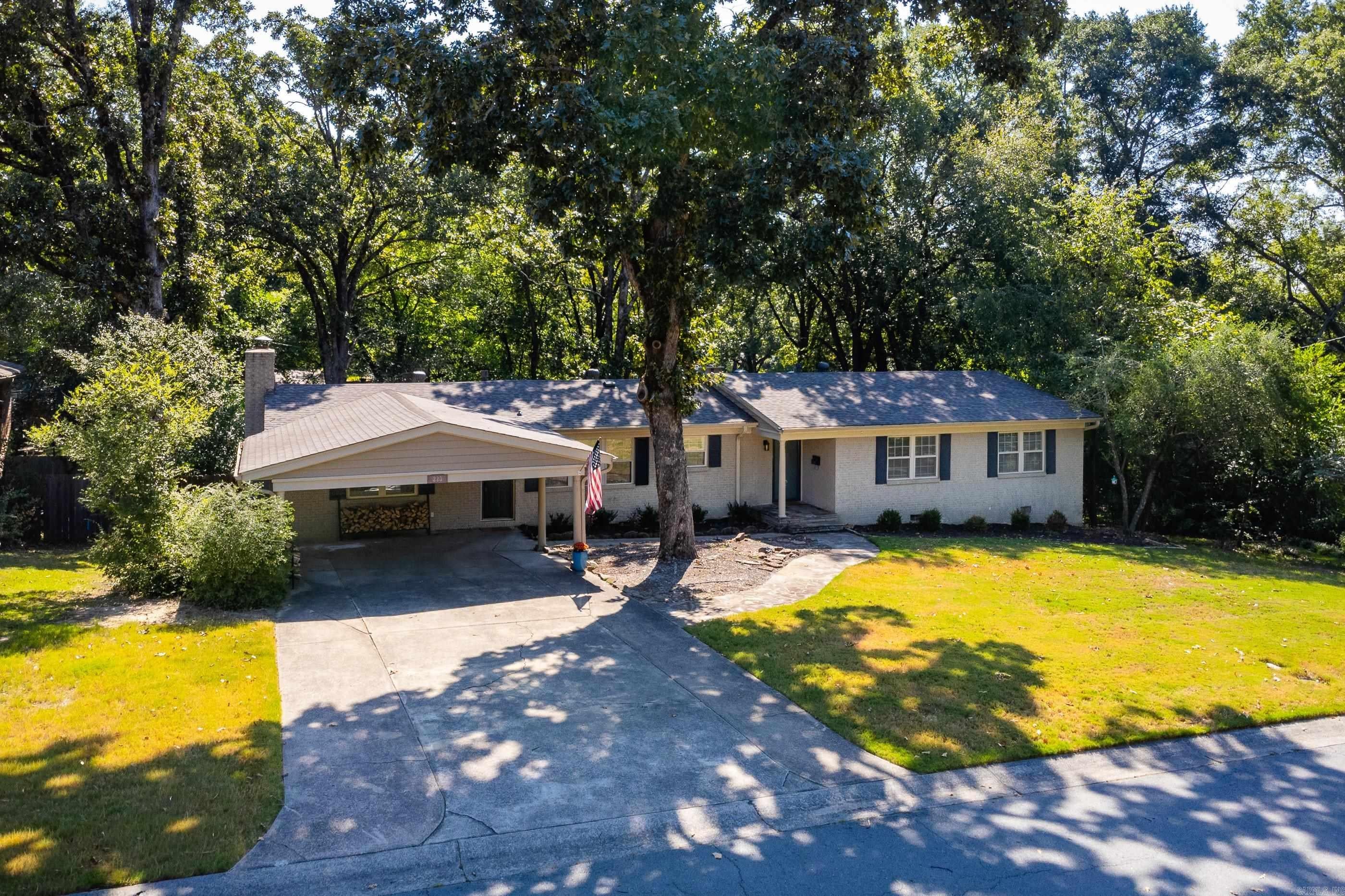 223 Beckwood Drive — photo