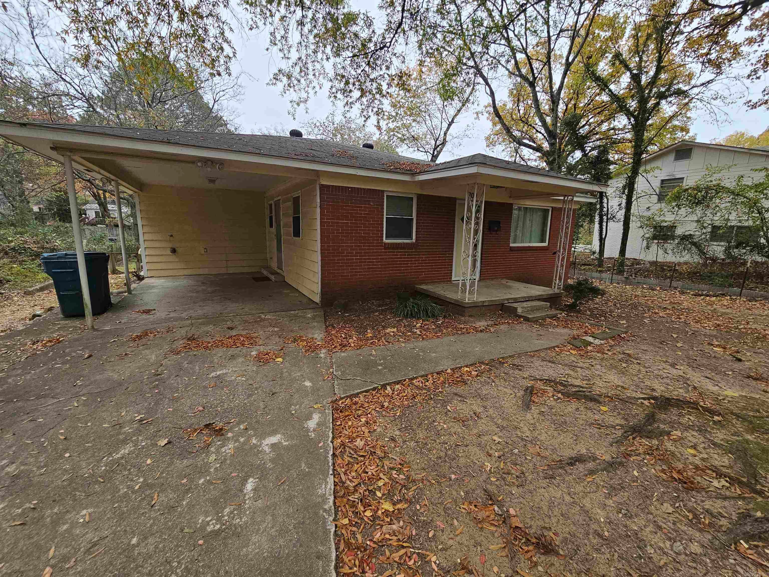709 N Buchanan Street — photo