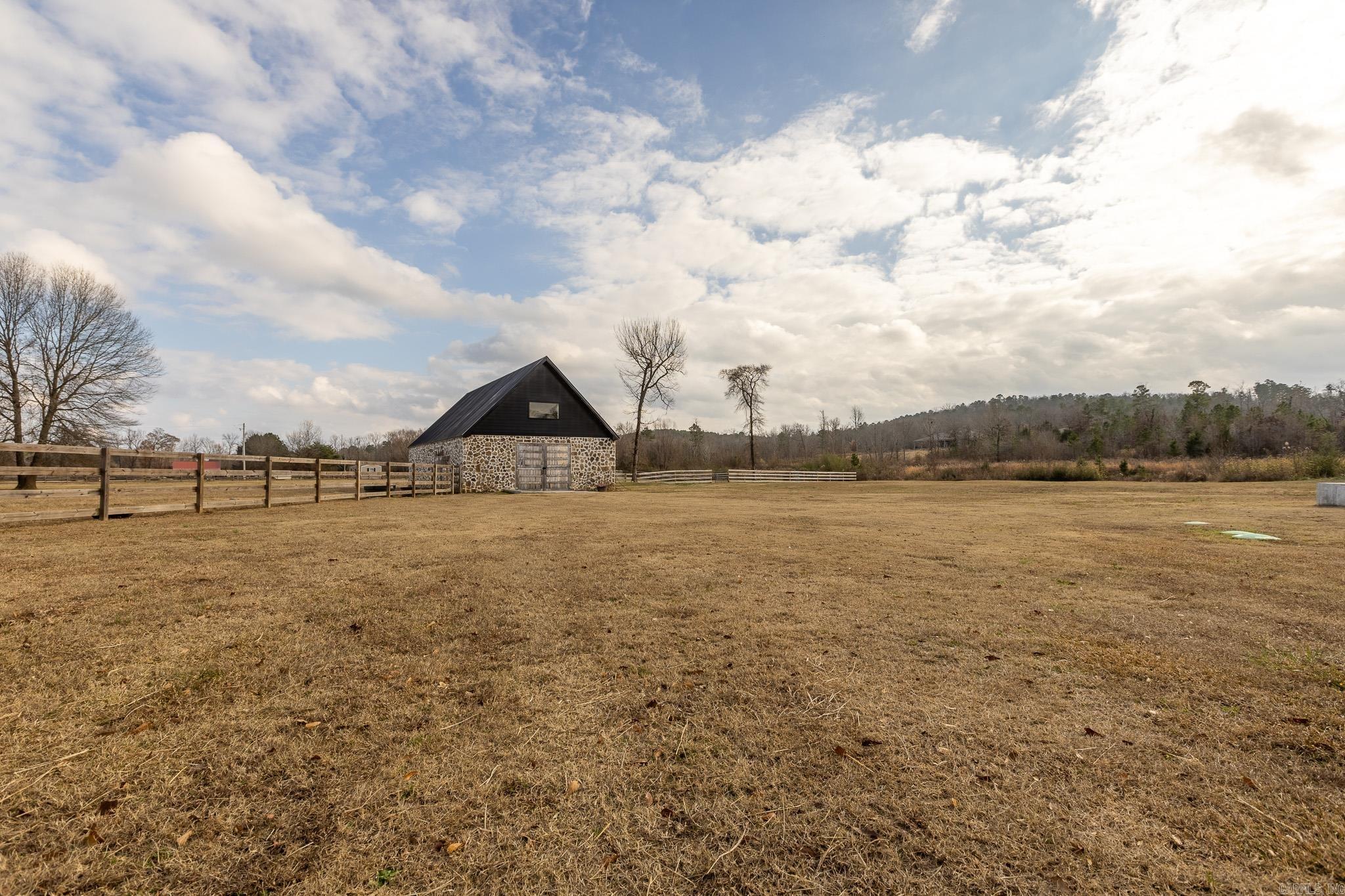 8909 Berry Patch Lane, Roland, AR 72135 — photo 3