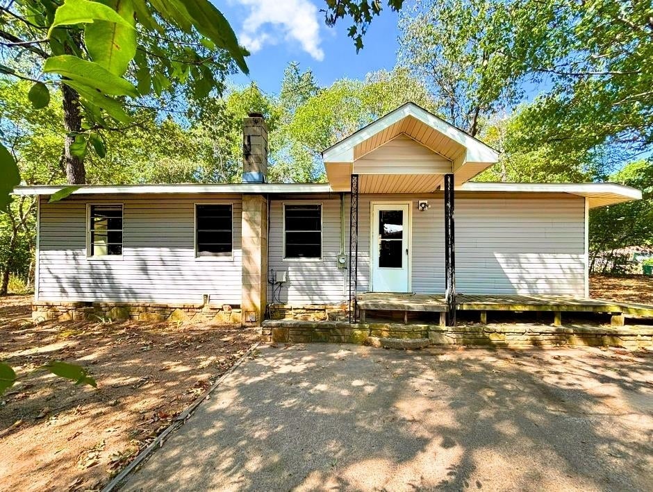 42 Dakota Drive — photo