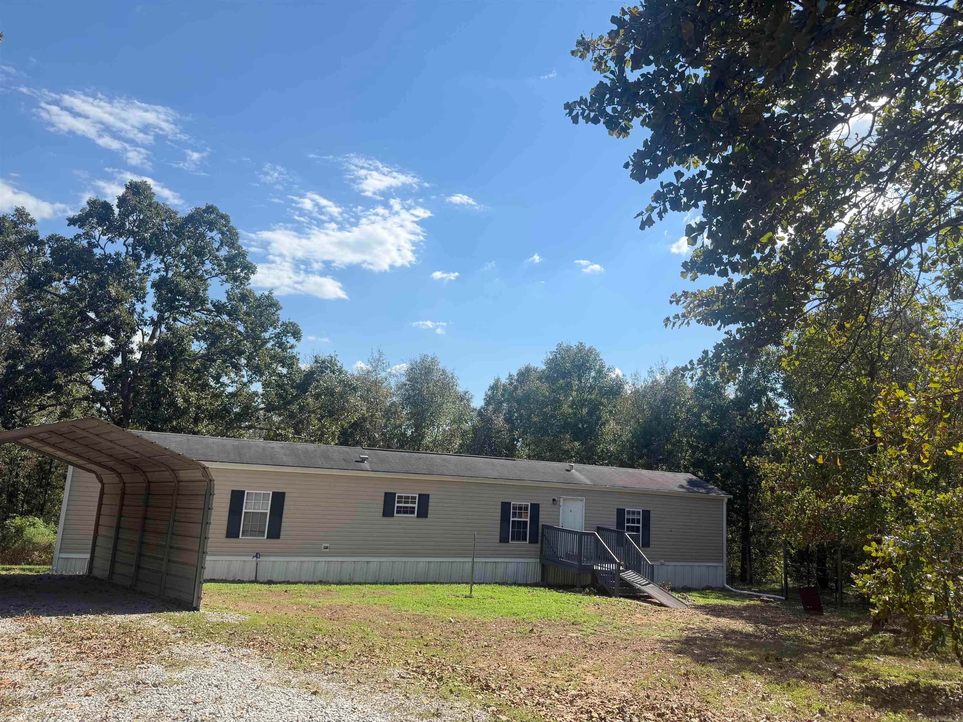 104 Deer Ridge Drive — photo