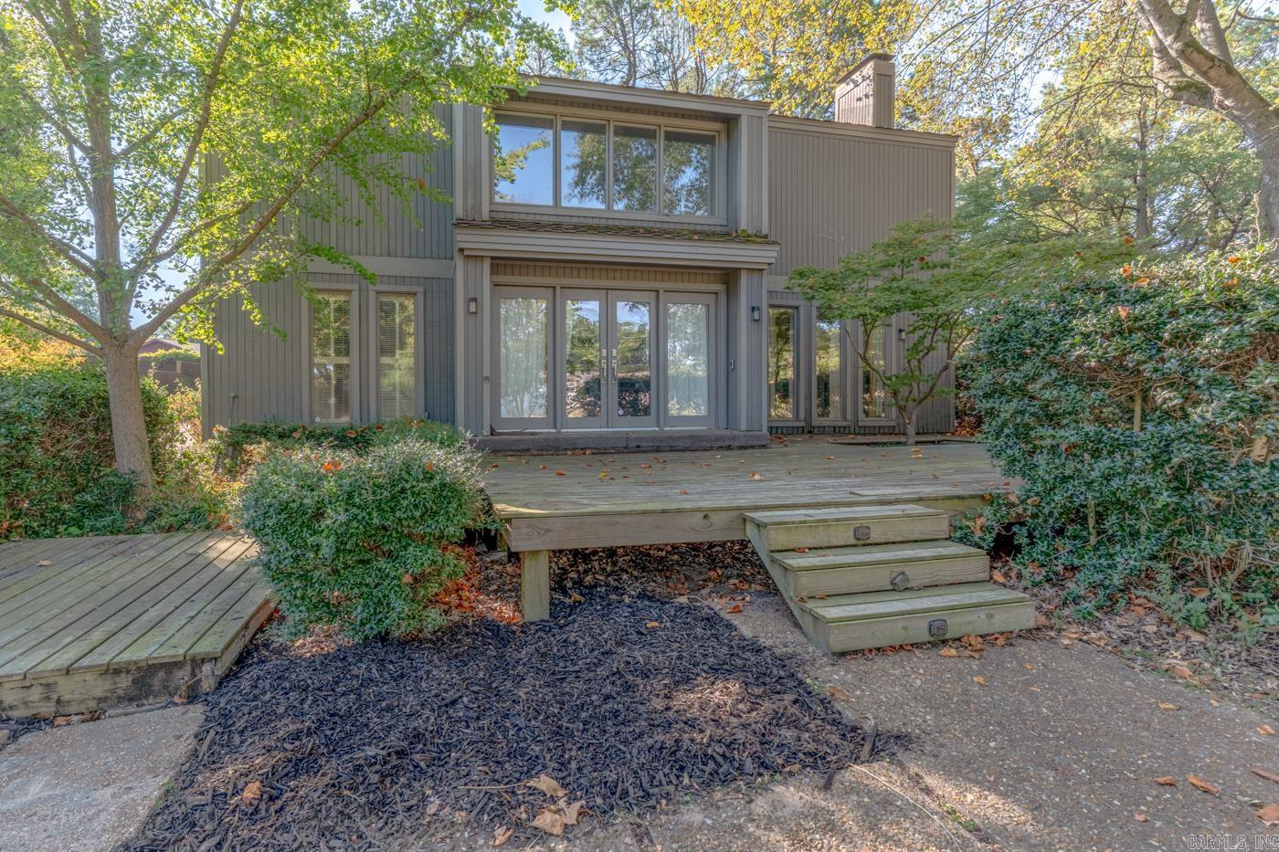717 Melton Dr — photo