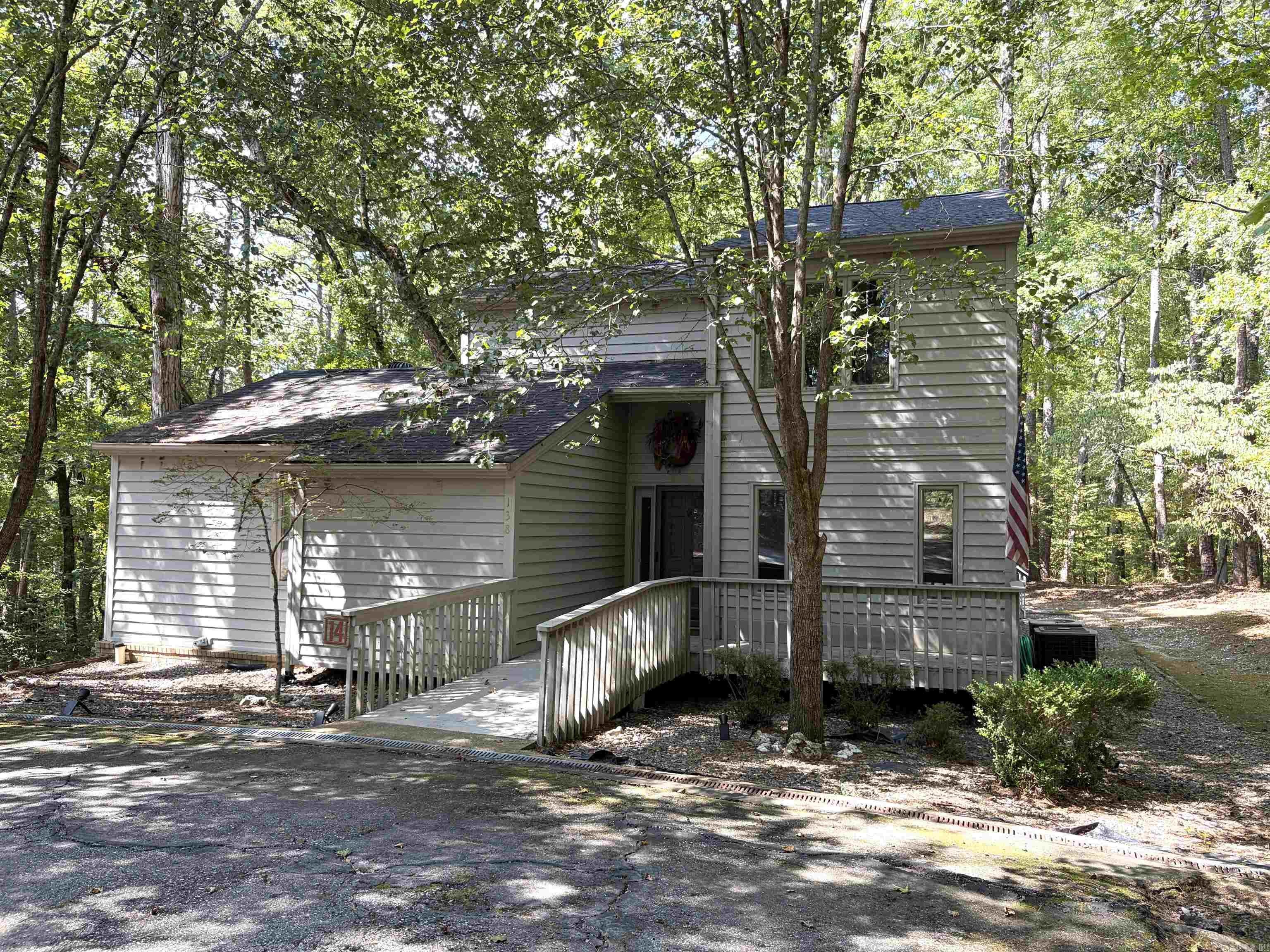 138 Silver Point Drive 14 D — photo