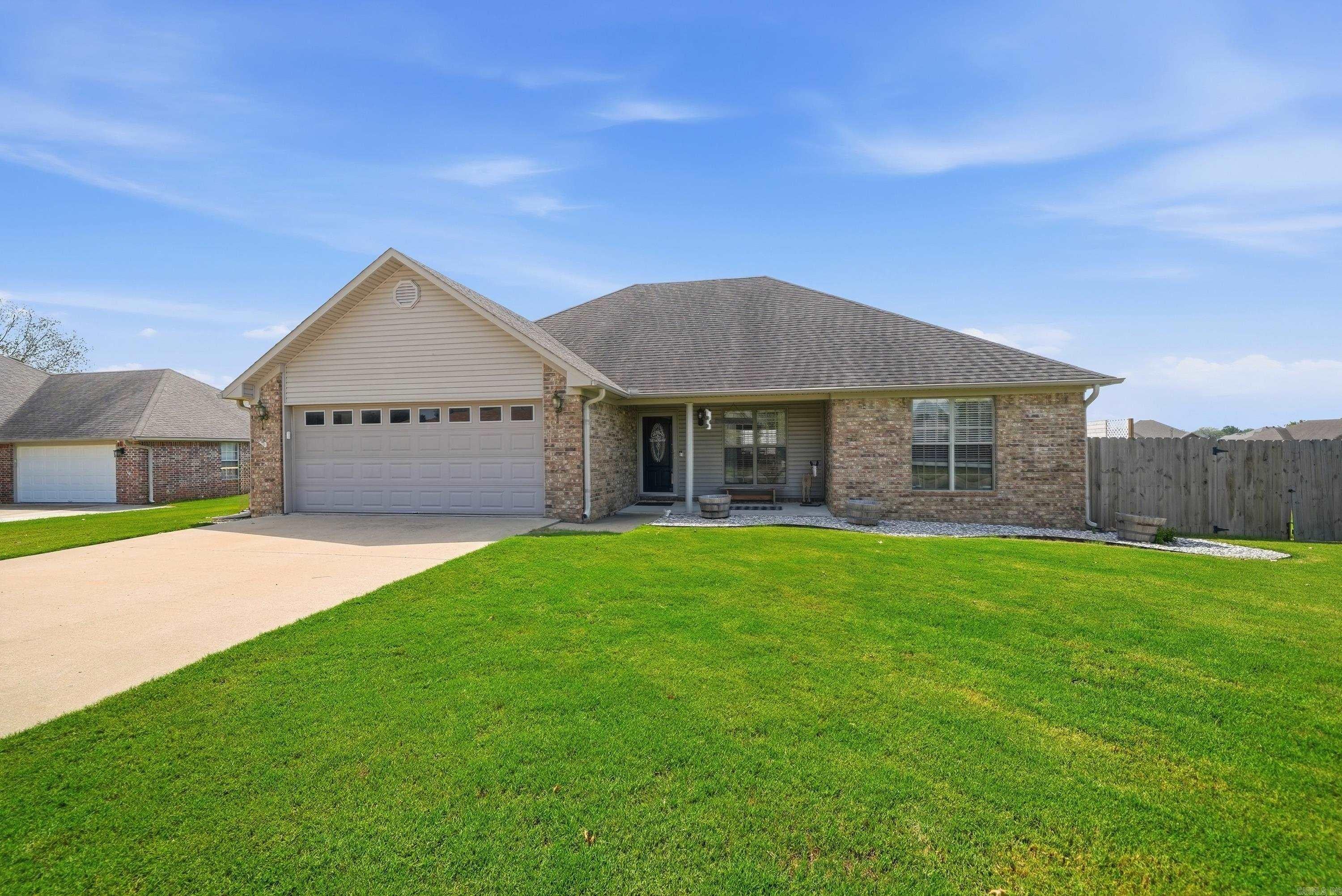 9 Hawk Drive — photo