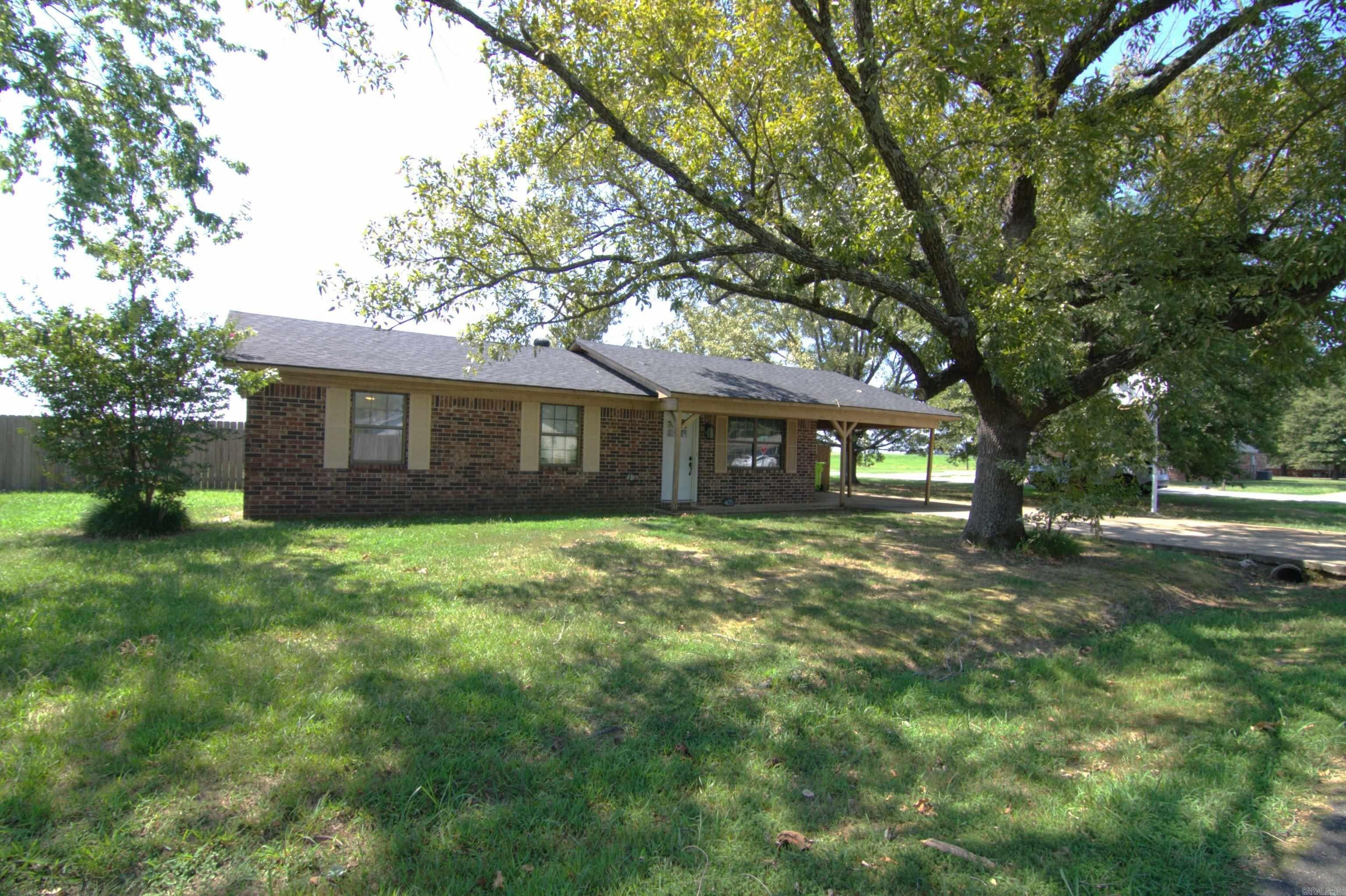405 Plantation Drive — photo