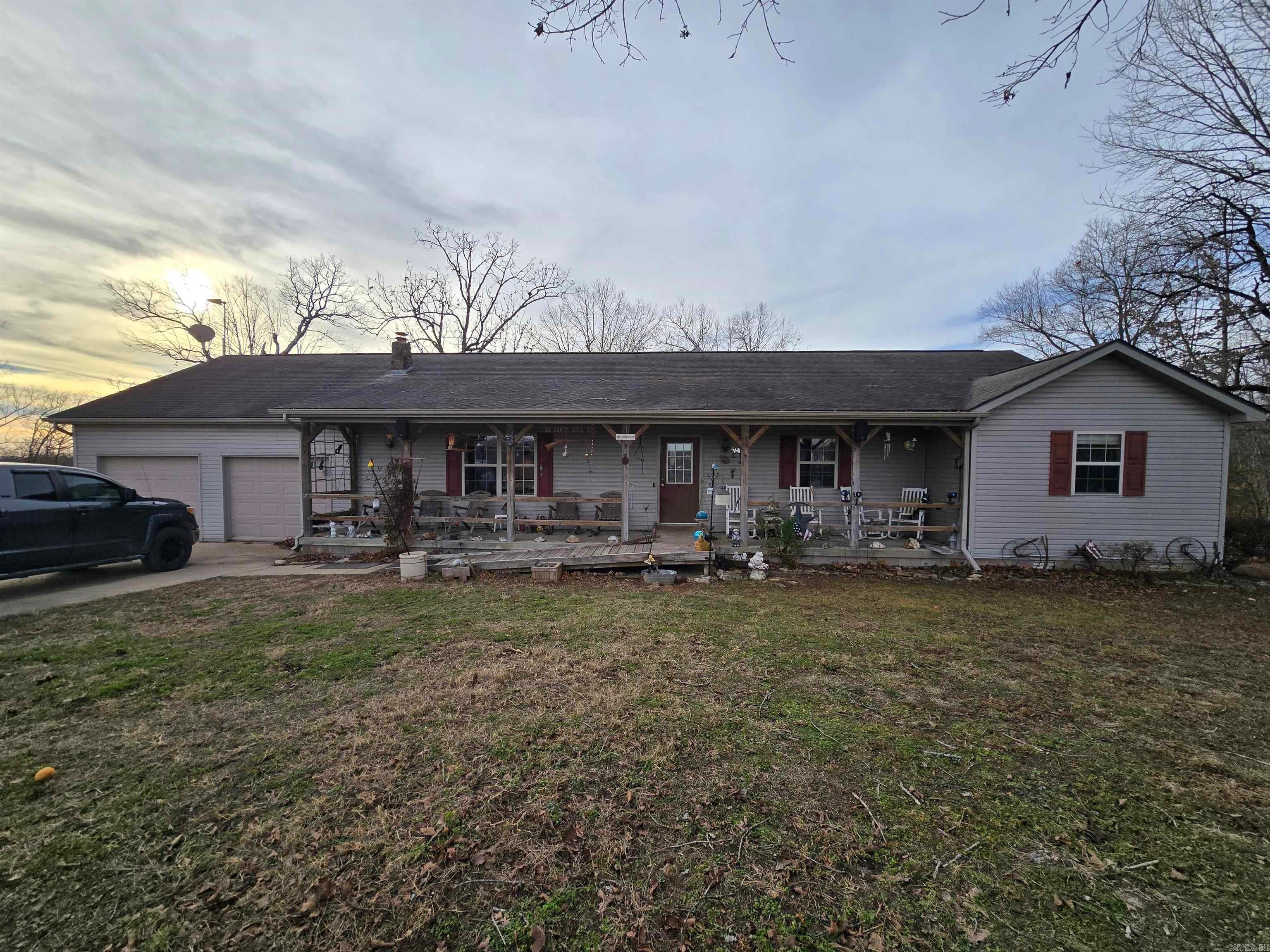 367 Bent Oak Ln — photo