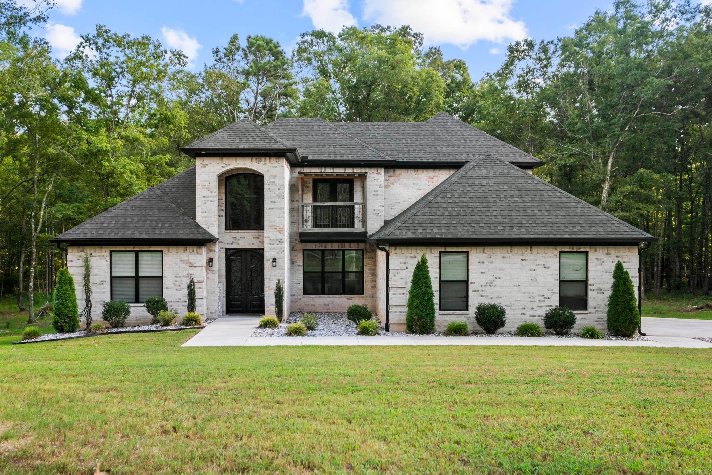 7183 Reece Dr — photo