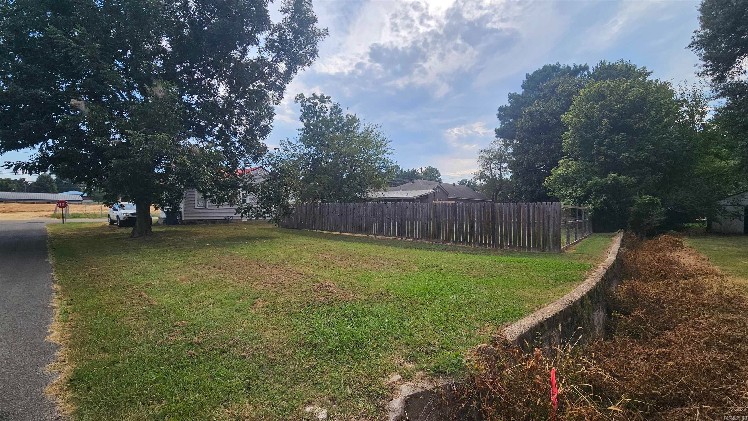 Home in Rector, AR 72461 — photo 2
