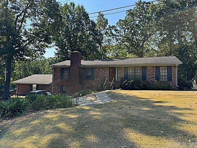 305 E Maple Streett — photo