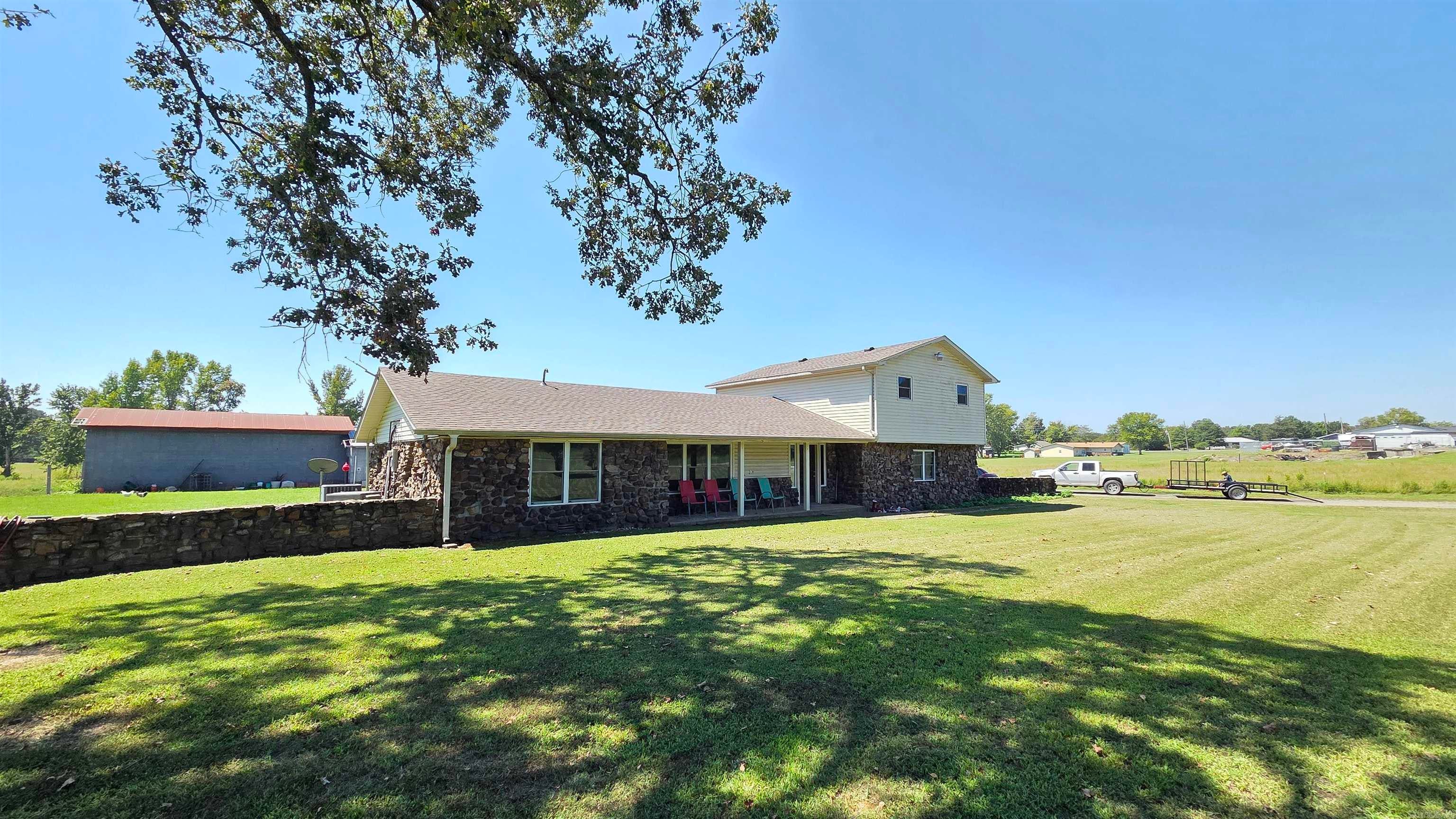 28 Catholic Point Road, Center Ridge AR 72027