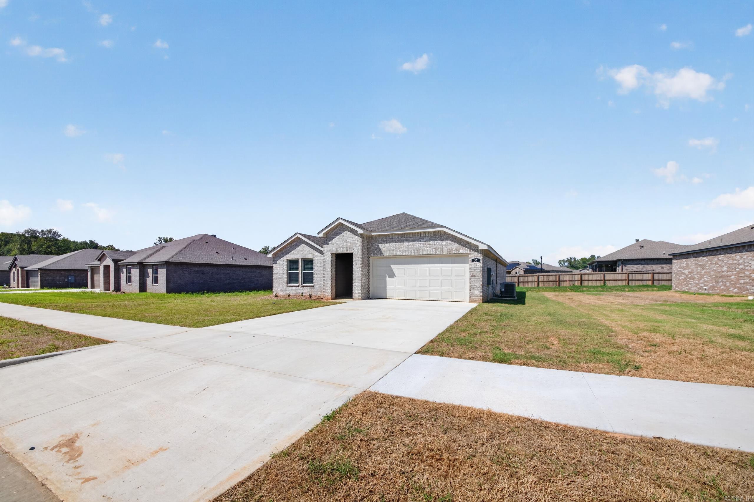 37 Wolfsbridge Loop, Cabot, AR 72023 — photo 2