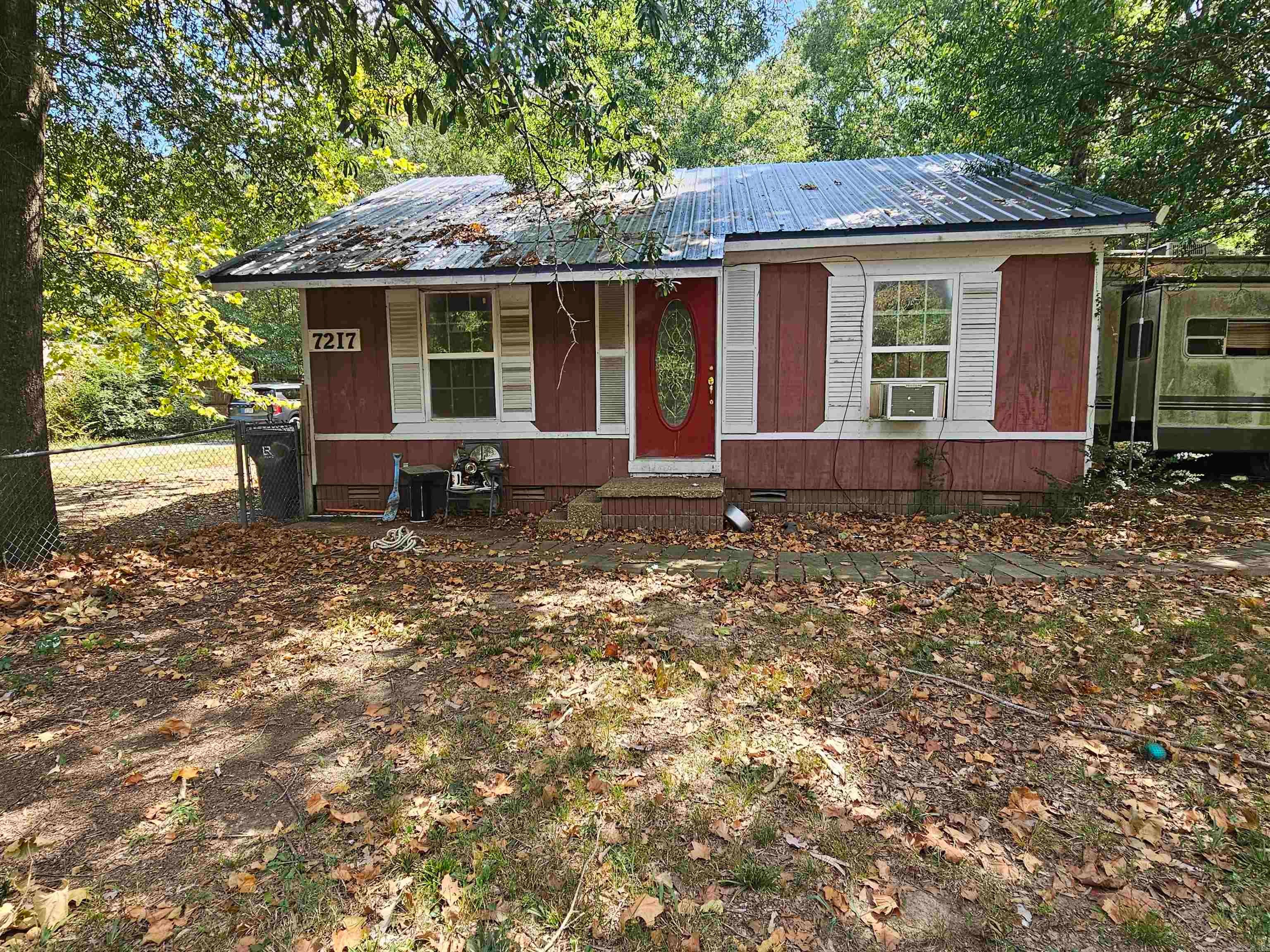 7217/7219 Mabelvale Cut Off — photo