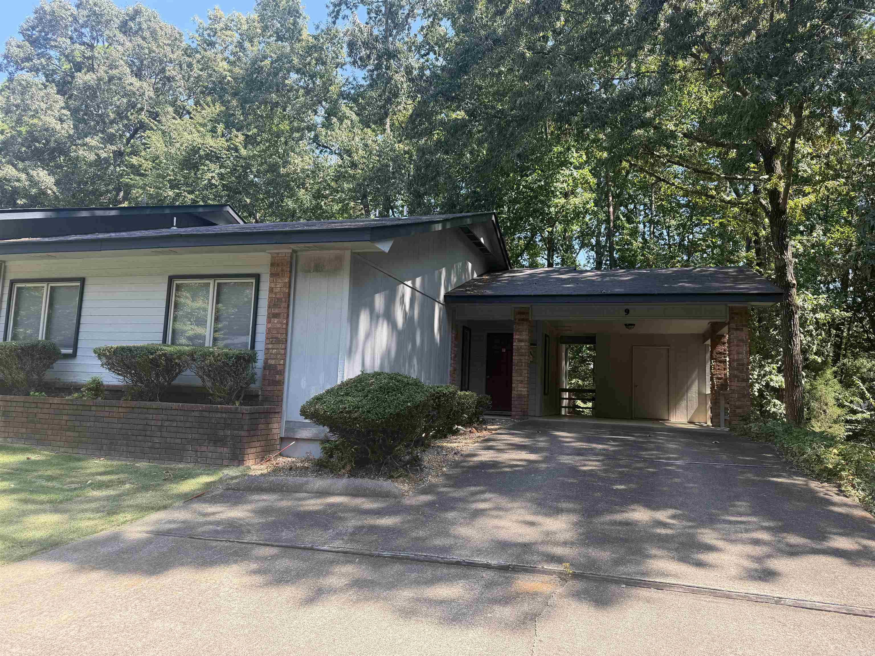 9 Cortez Lane — photo