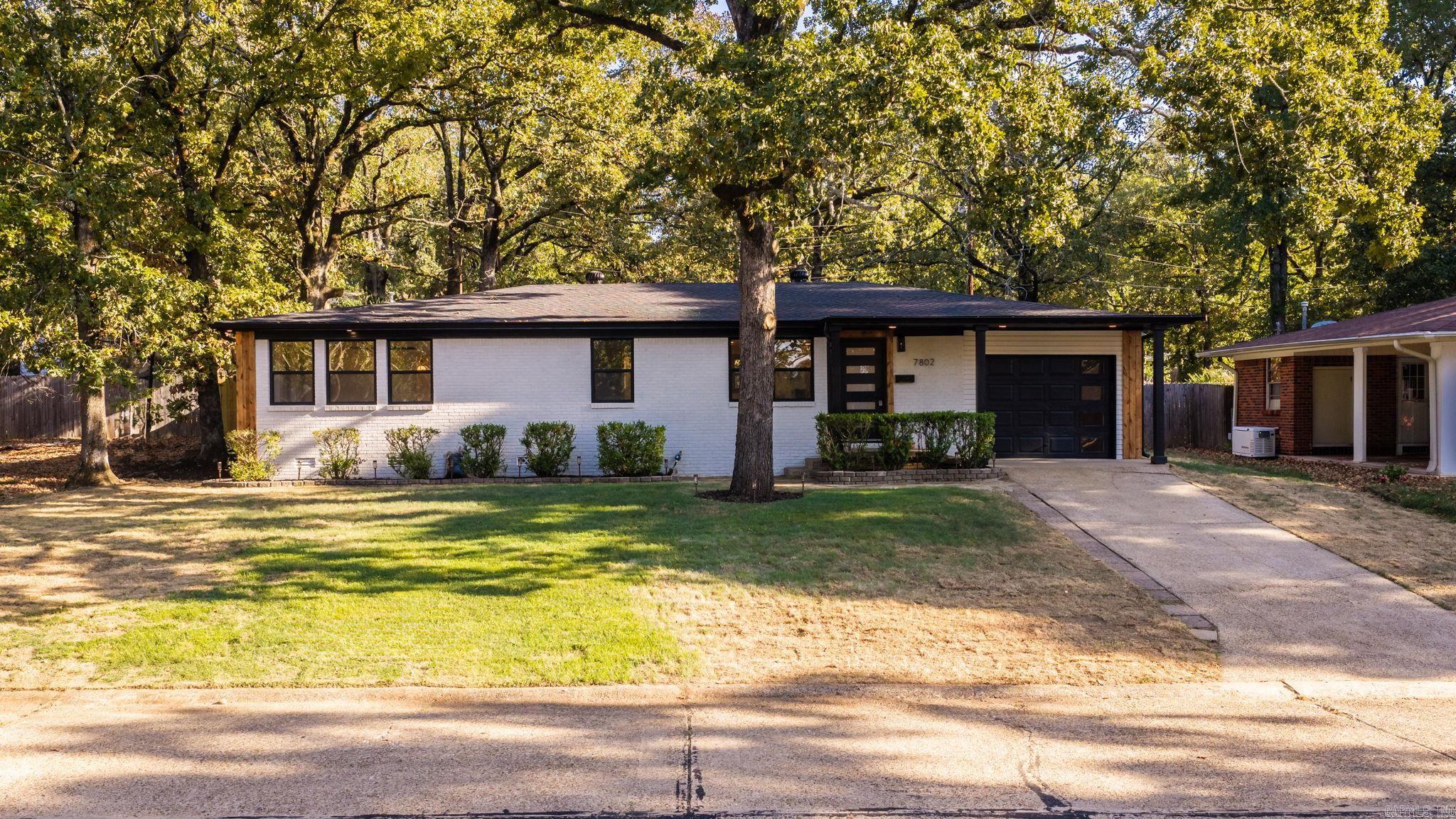 7802 Bonnie Brae Rd — photo