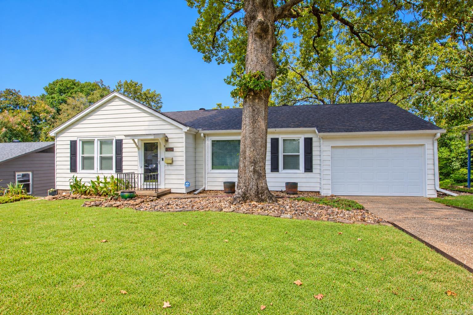 1324 Pine Valley Road — photo