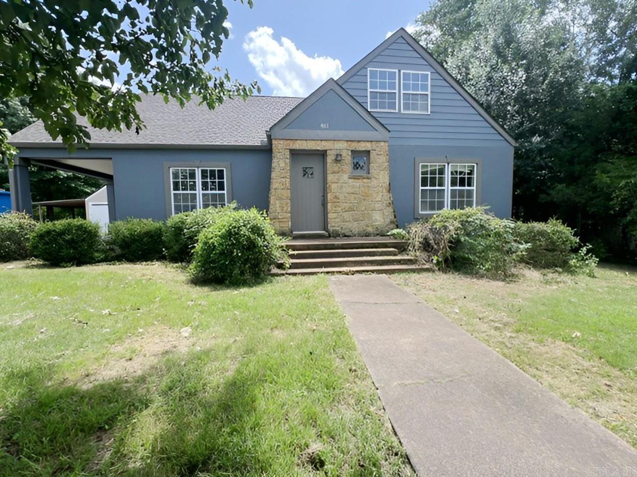 811 Dalton Street — photo