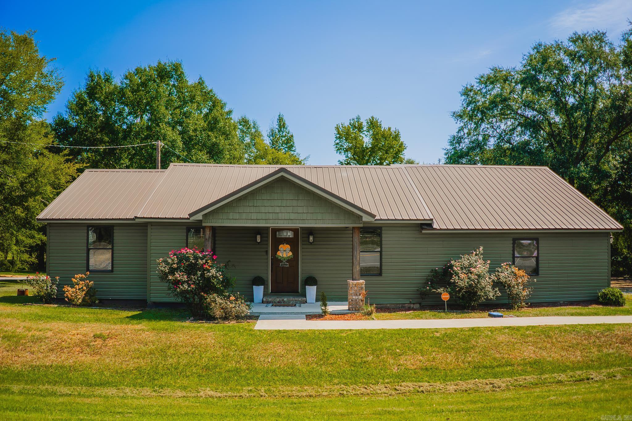 2198 US 425 — photo