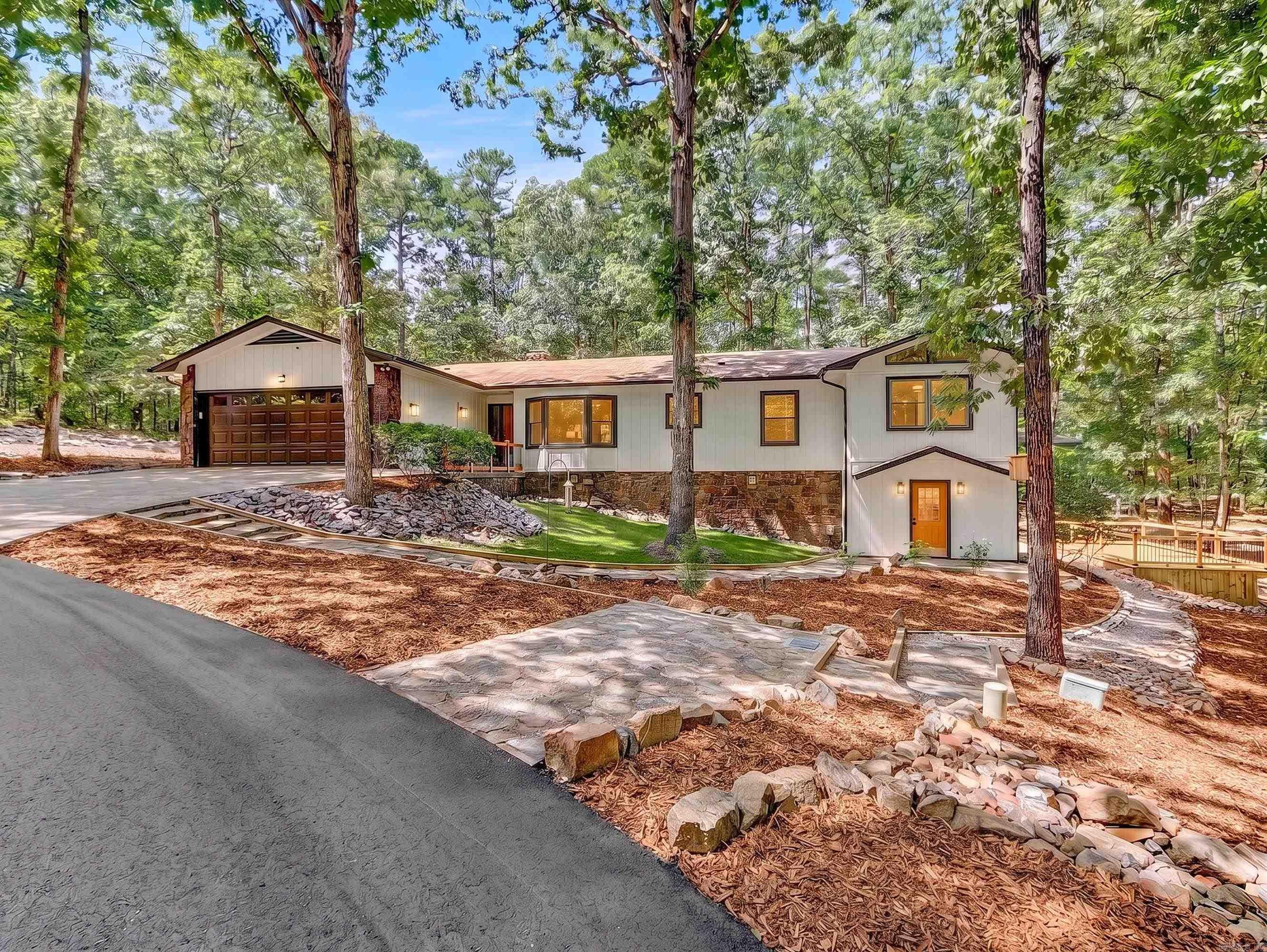 4 Silleda Lane — photo