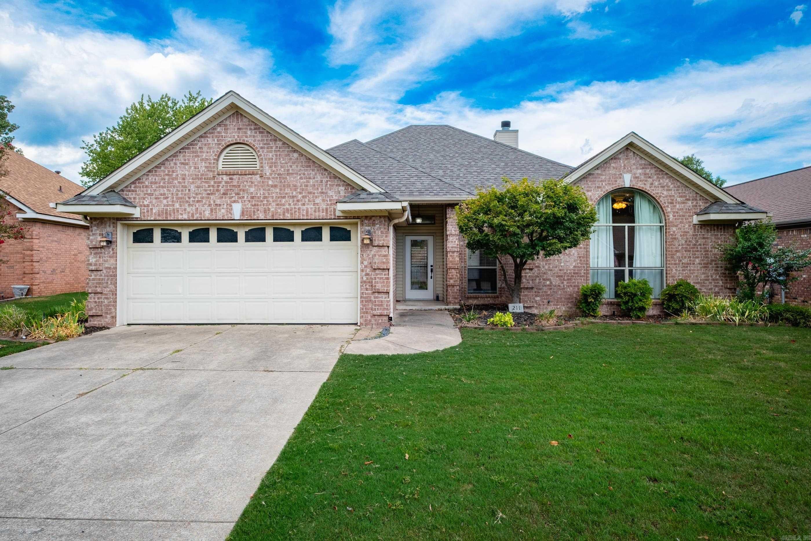 211 Chantilly Circle — photo