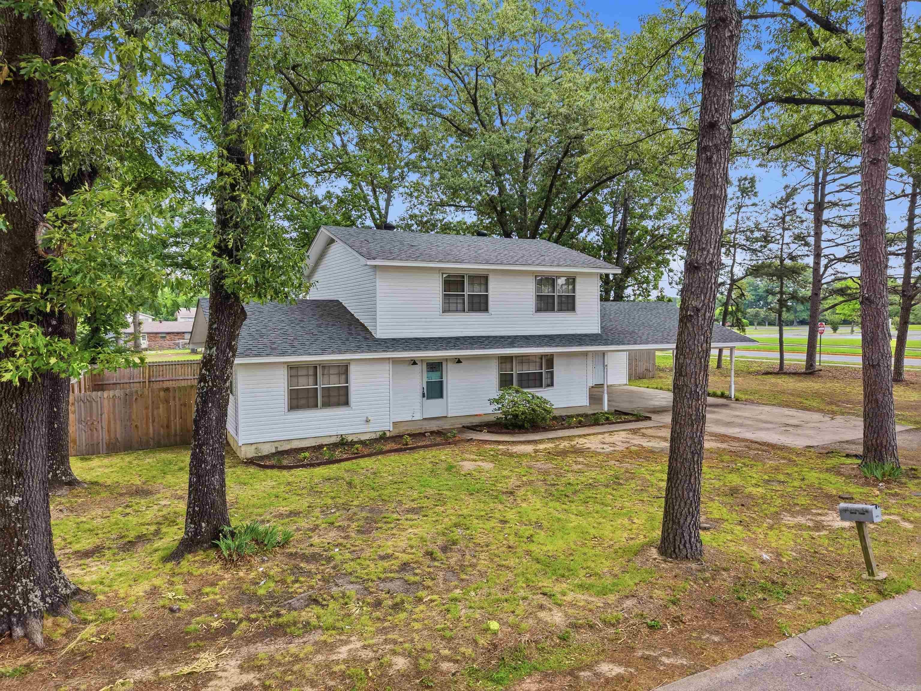 710 Clara Drive — photo