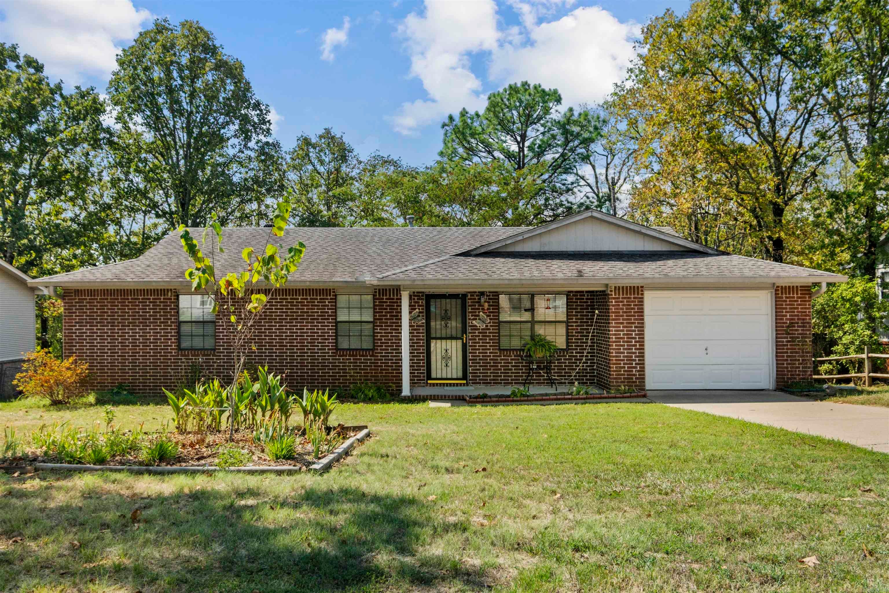 11 High Oak Cove — photo