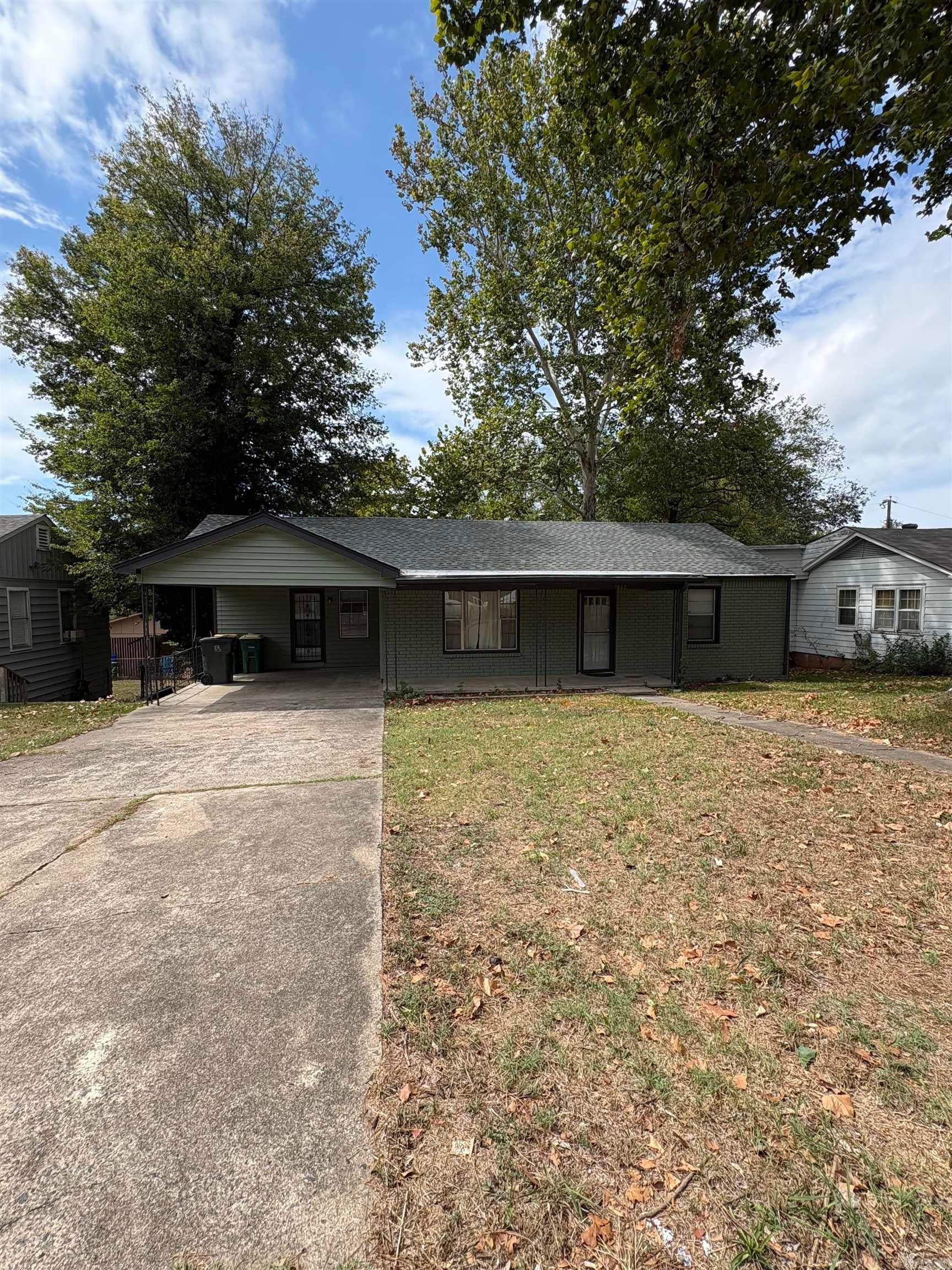 1608 Green Meadow Drive — photo