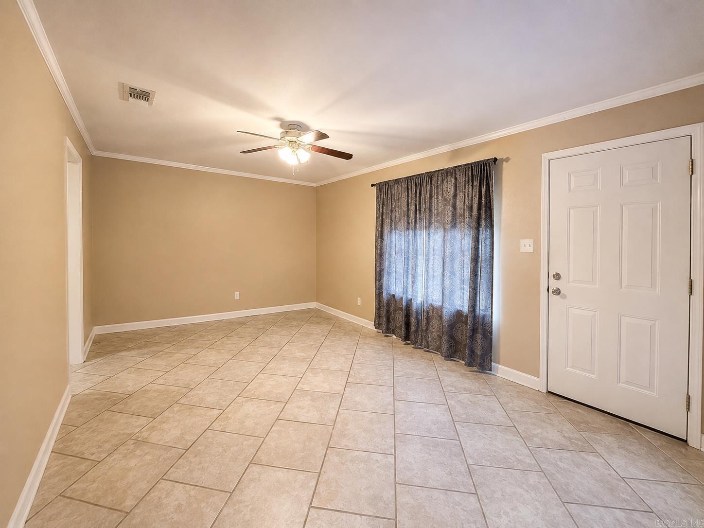 Home in Hope, AR 71801 — photo 3
