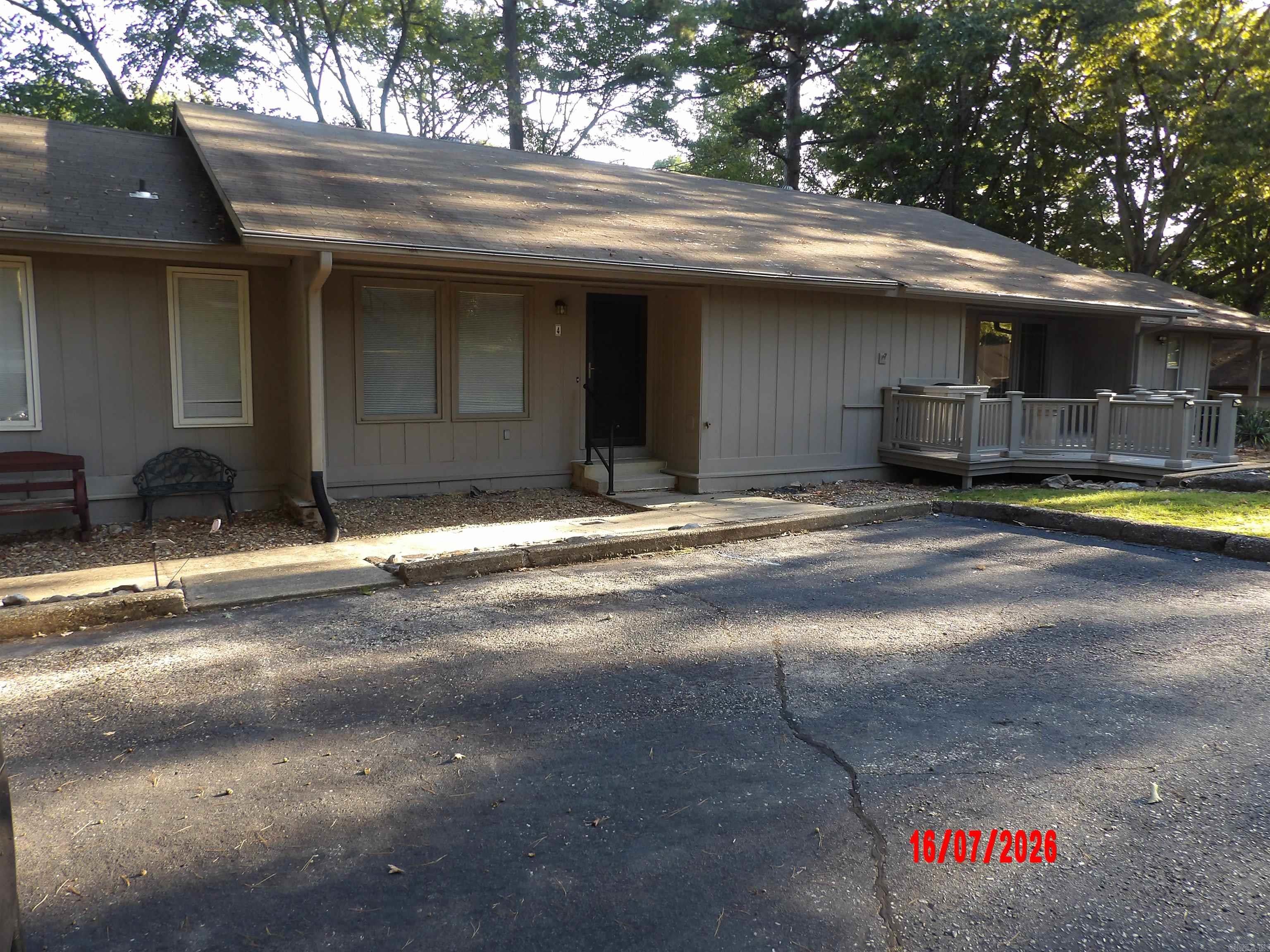 4 Fresca Way — photo