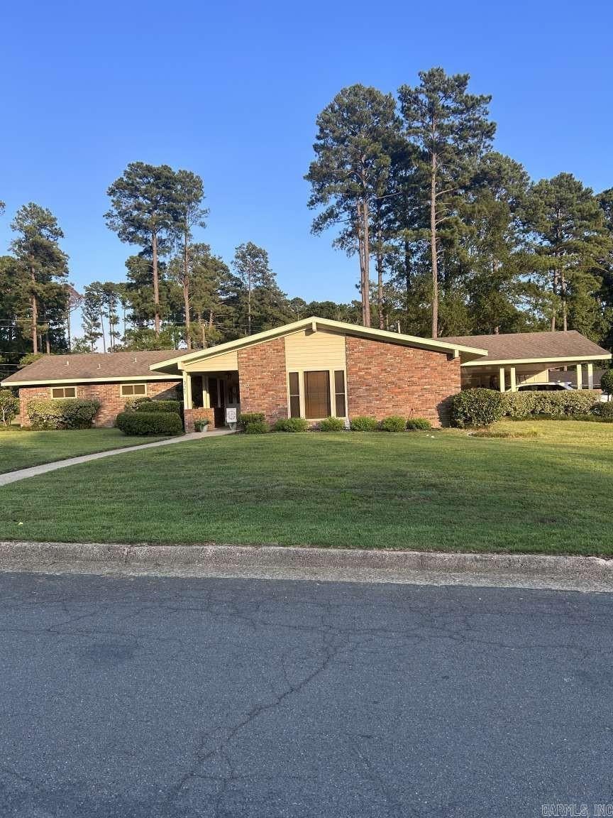 321 Brookridge Drive — photo