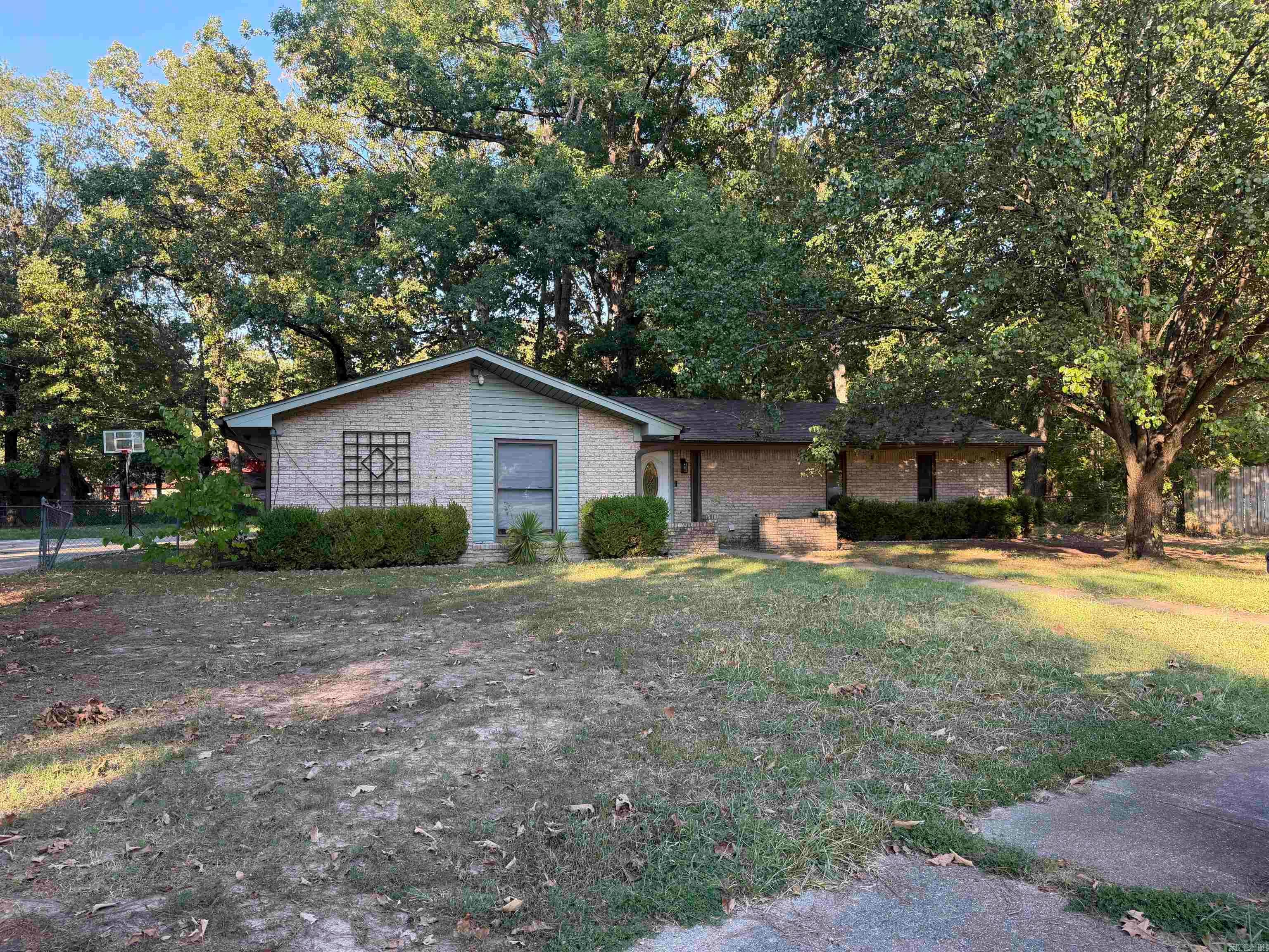6801 White Oak Cove — photo