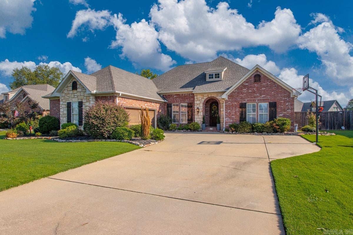 4820 Westin Park Drive — photo