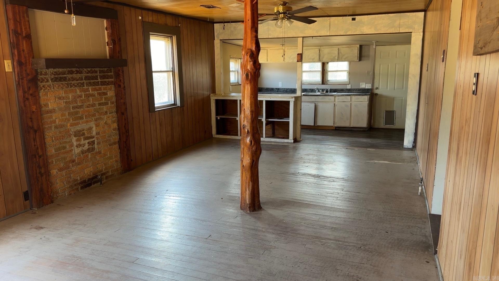 Home in McGehee, AR 71654 — photo 2