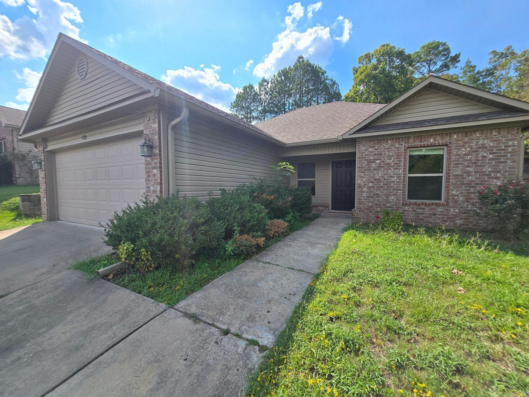 911 James Madison Drive — photo