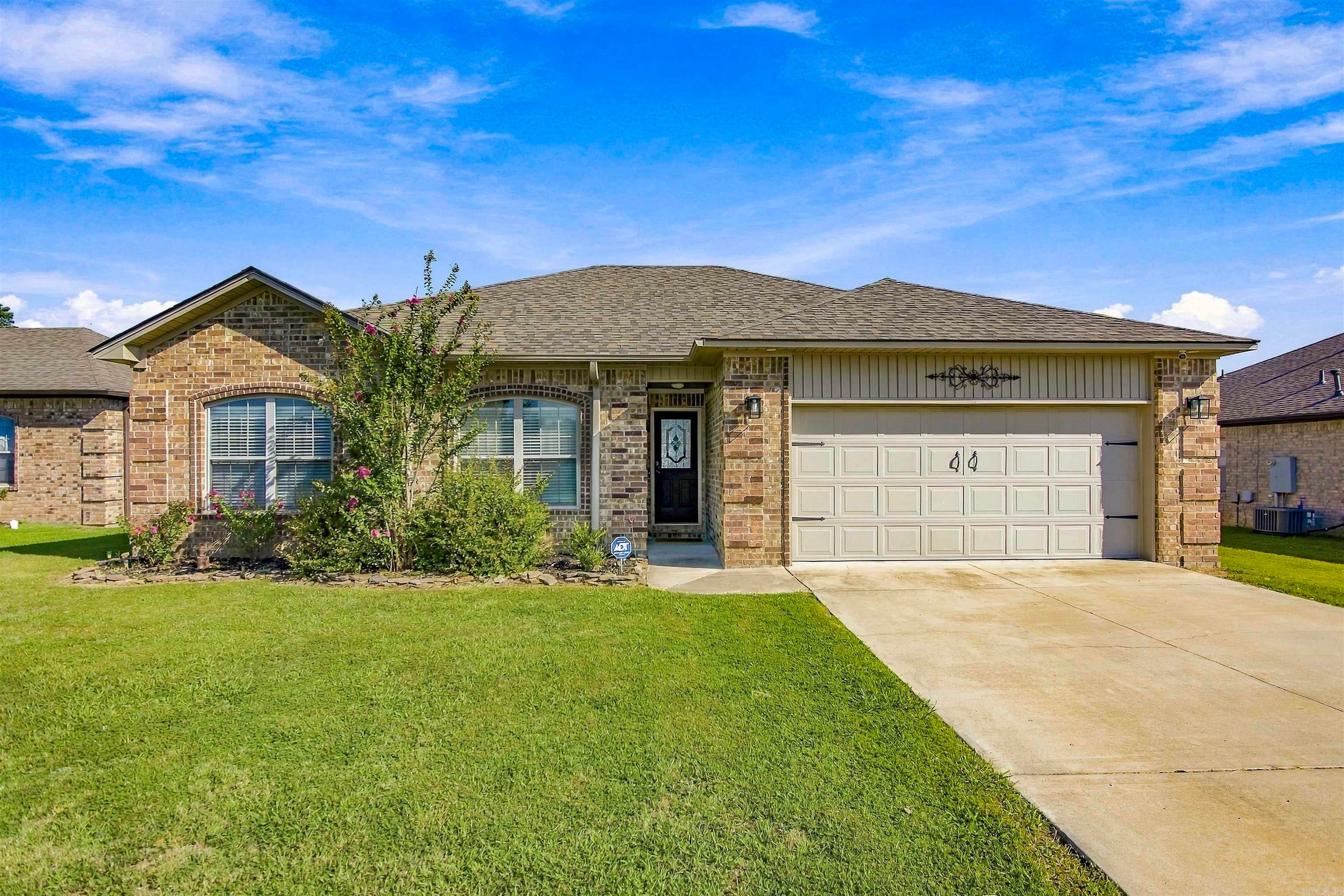 69 Smarty Jones Circle — photo