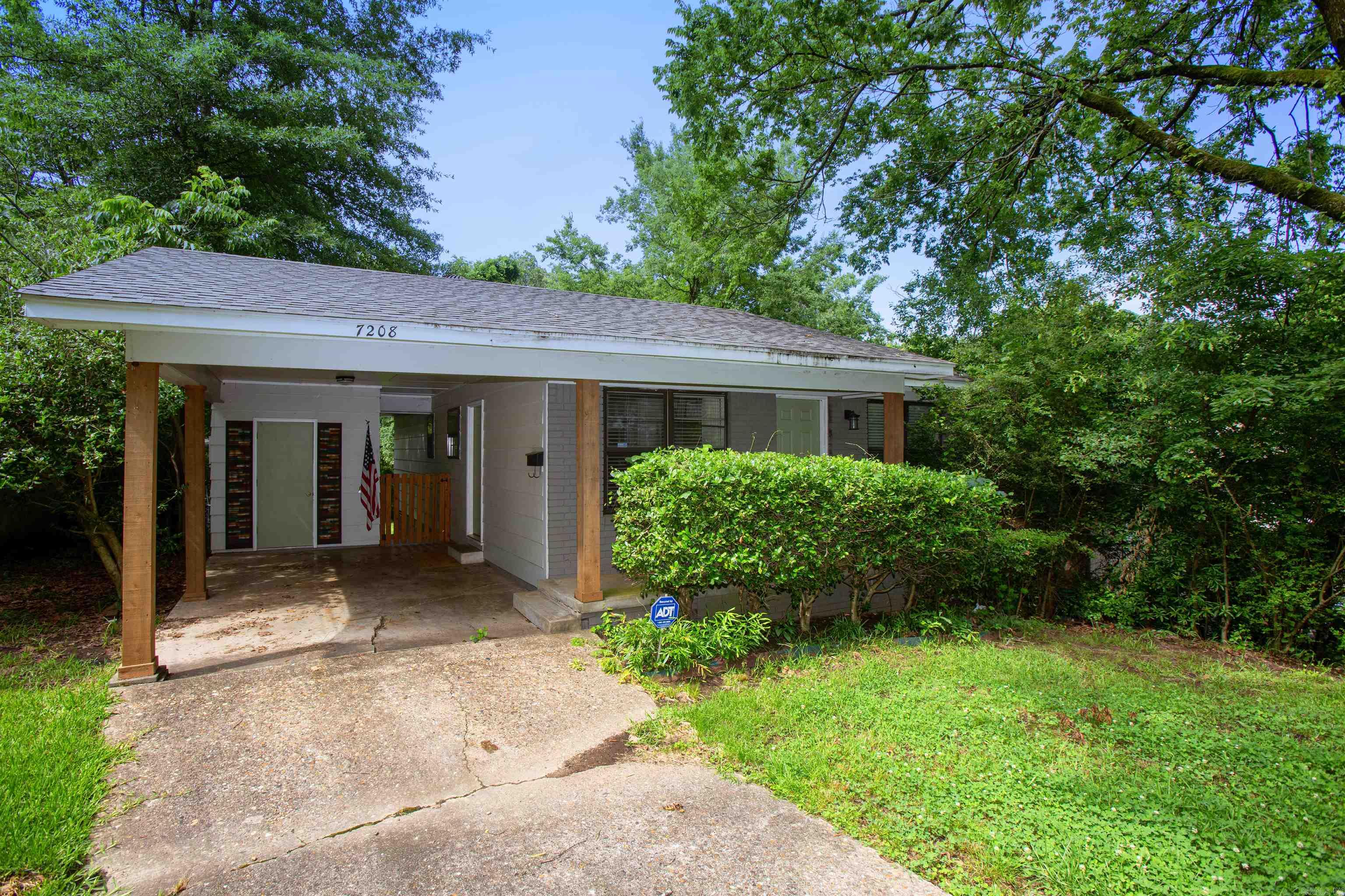 7208 Illinois Street — photo