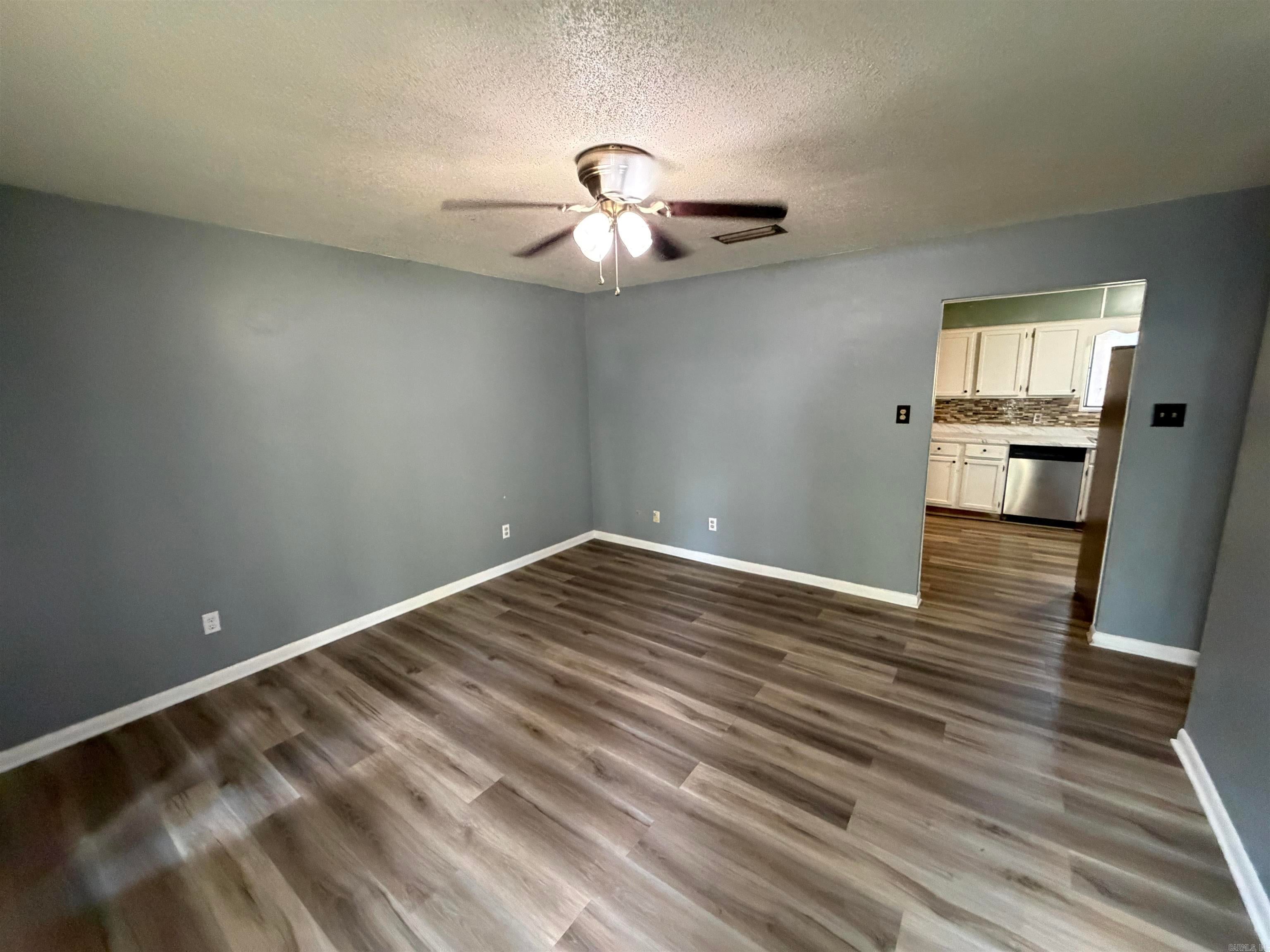 Home in Jacksonville, AR 72076 — photo 3