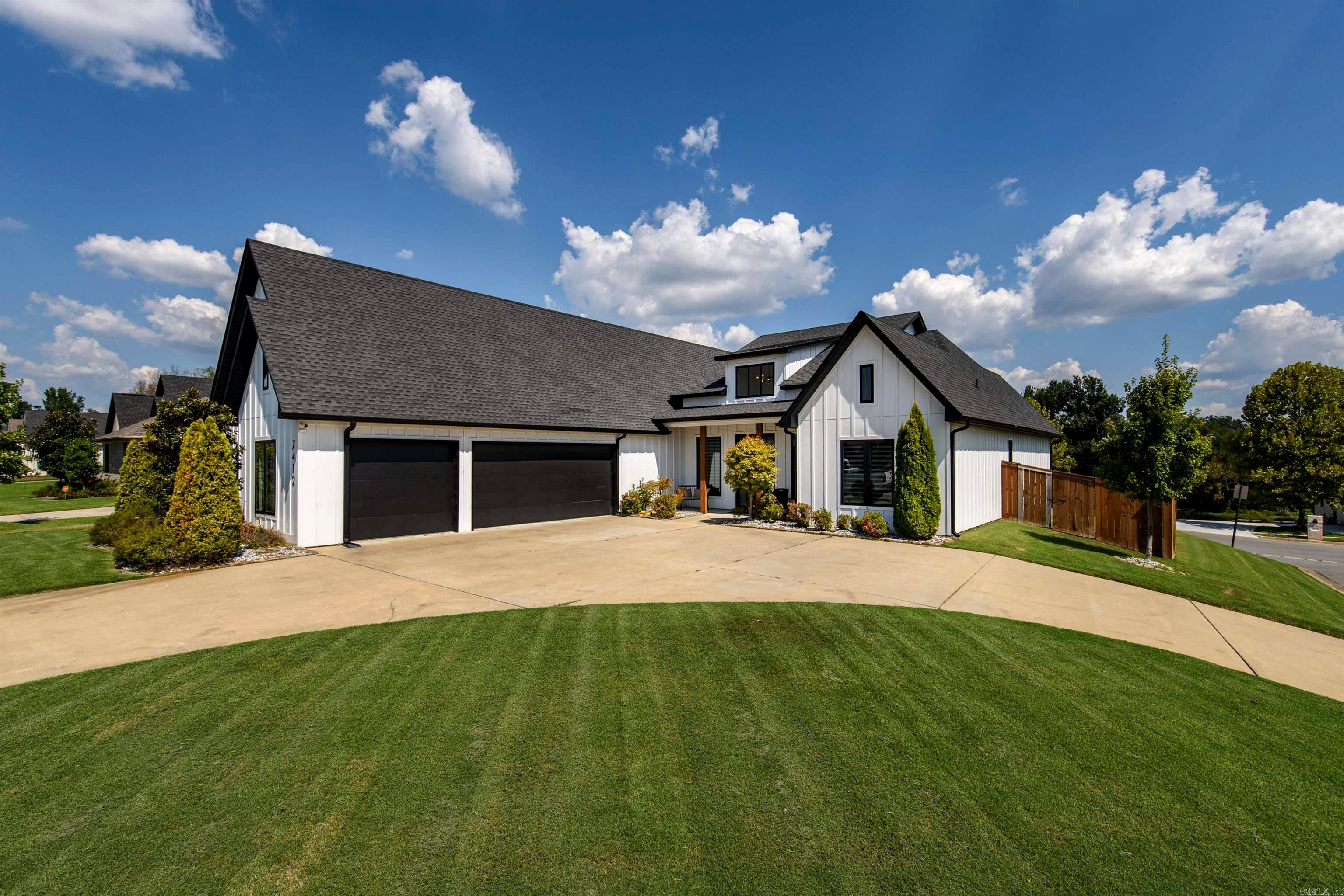 7412 Northwood Drive — photo