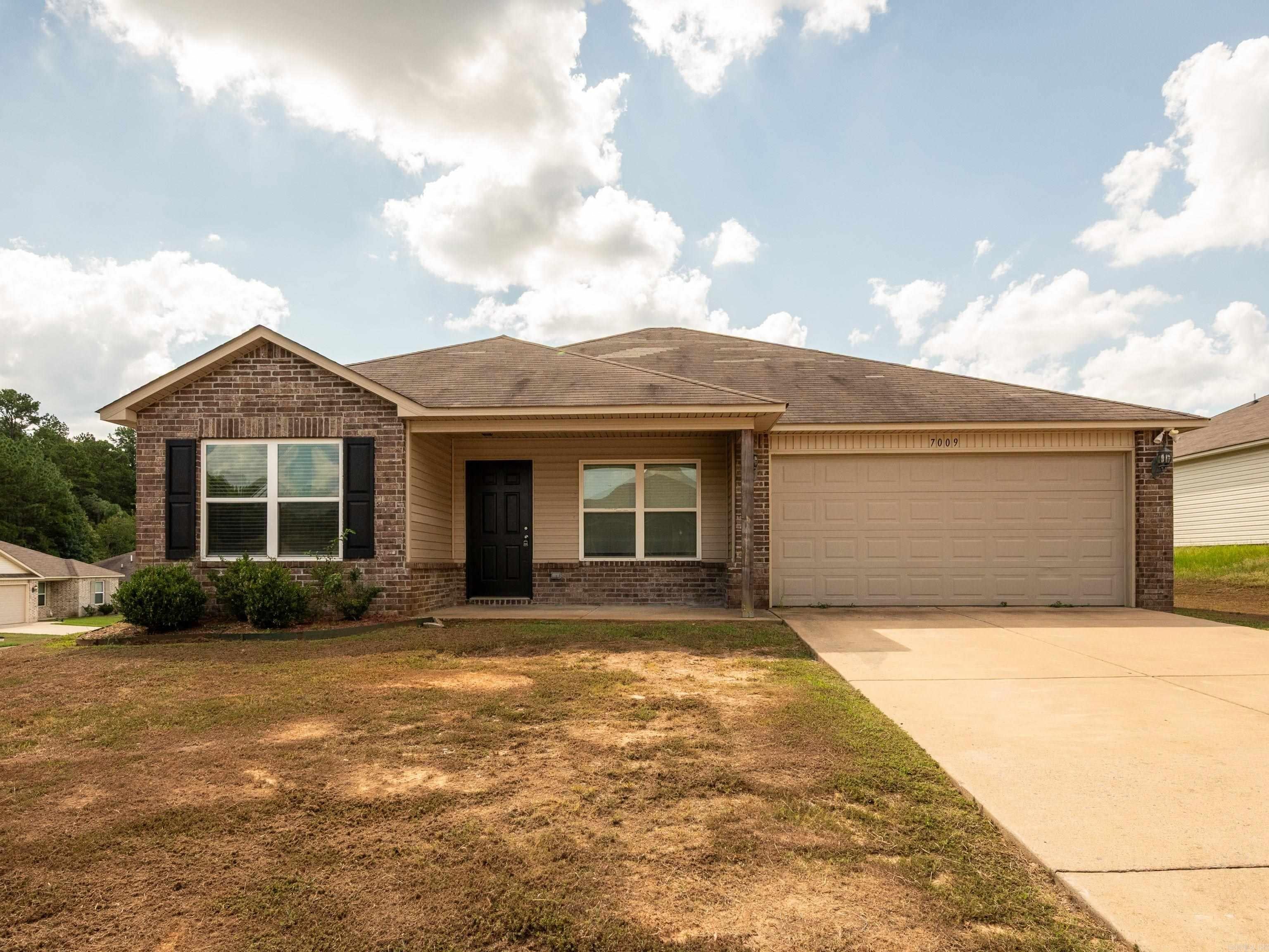 Home in Alexander, AR 72002 — photo 2