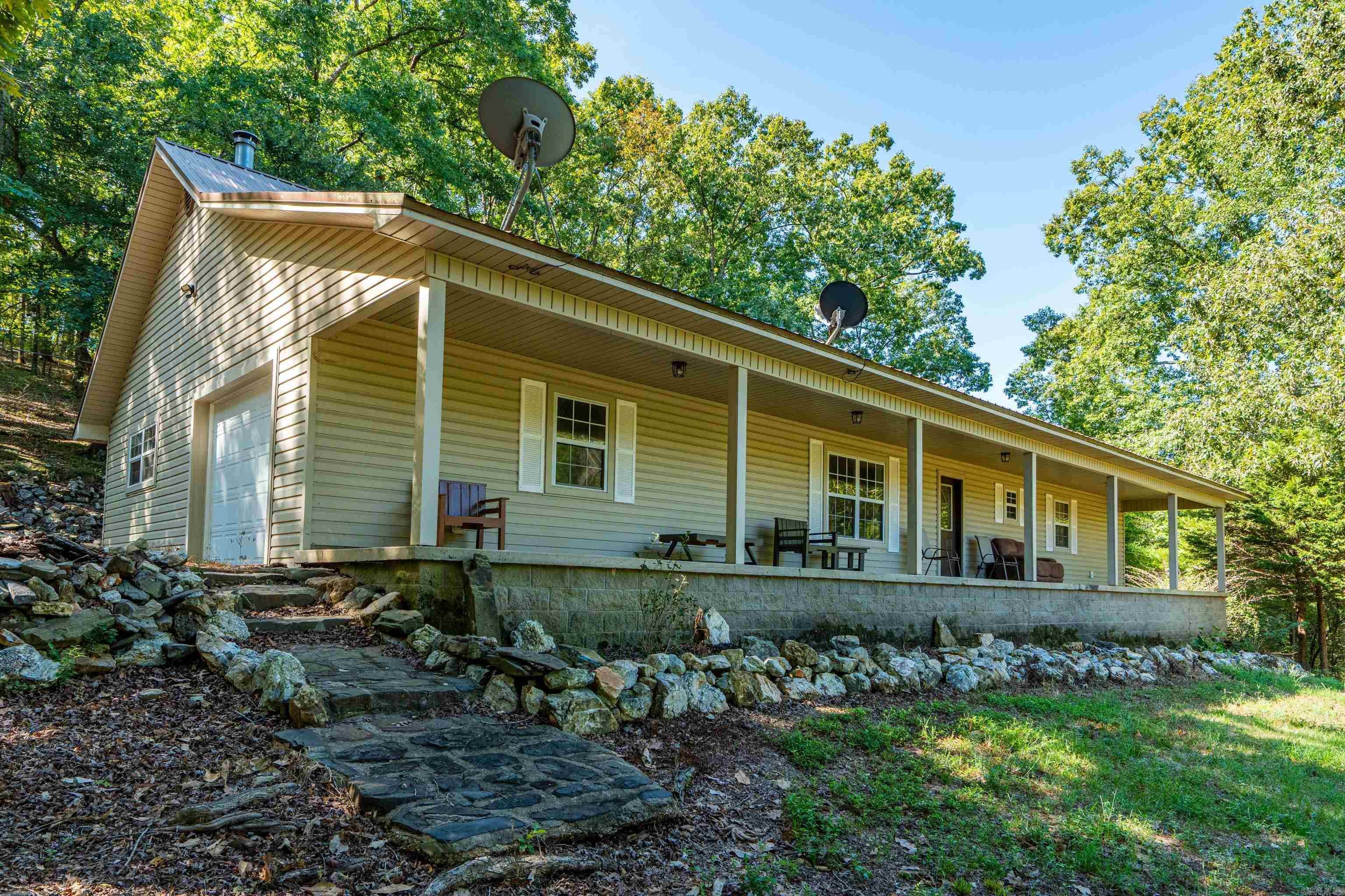 219 Oak Valley Drive — photo