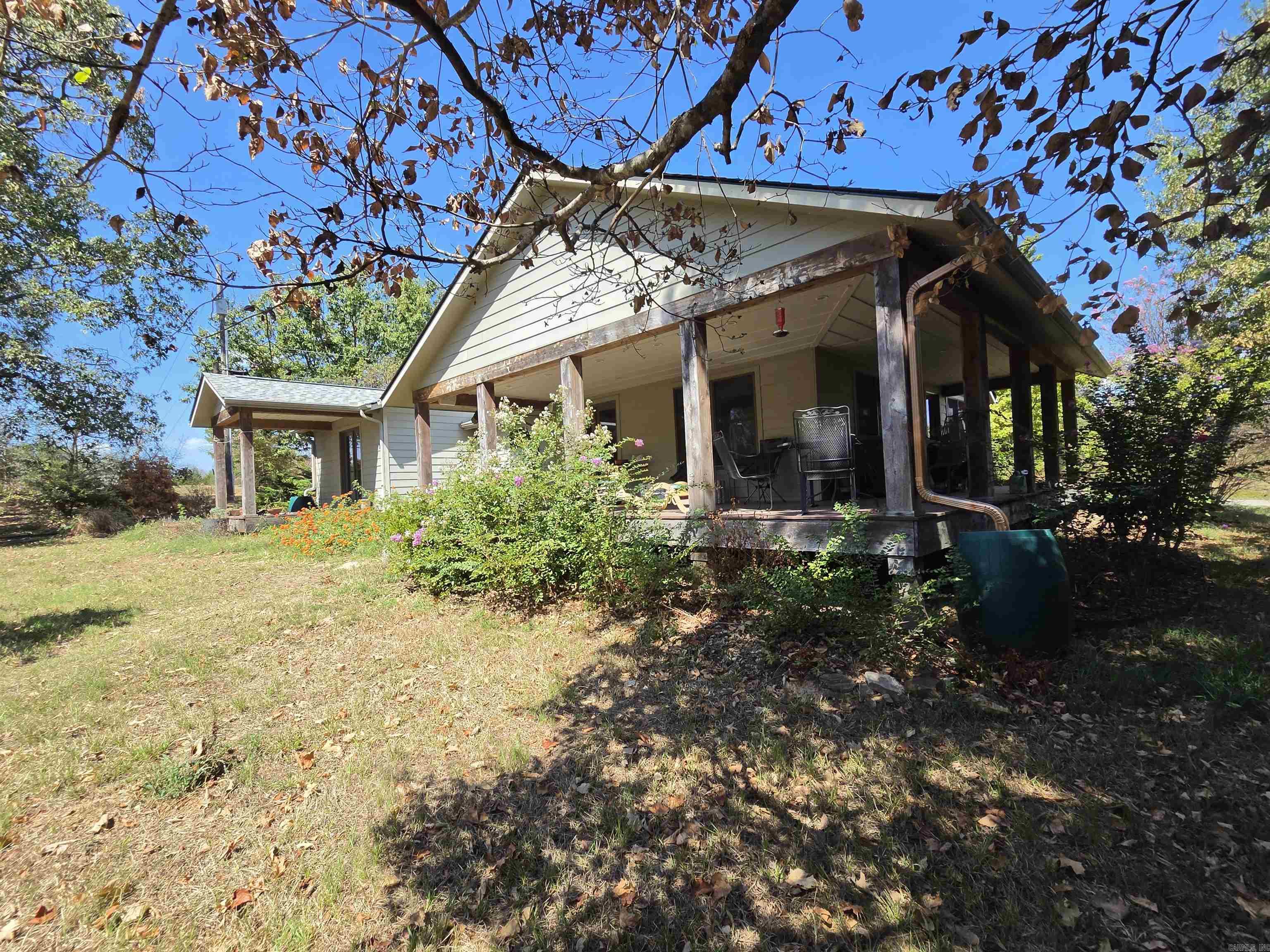 5401 Crestwood Lane — photo