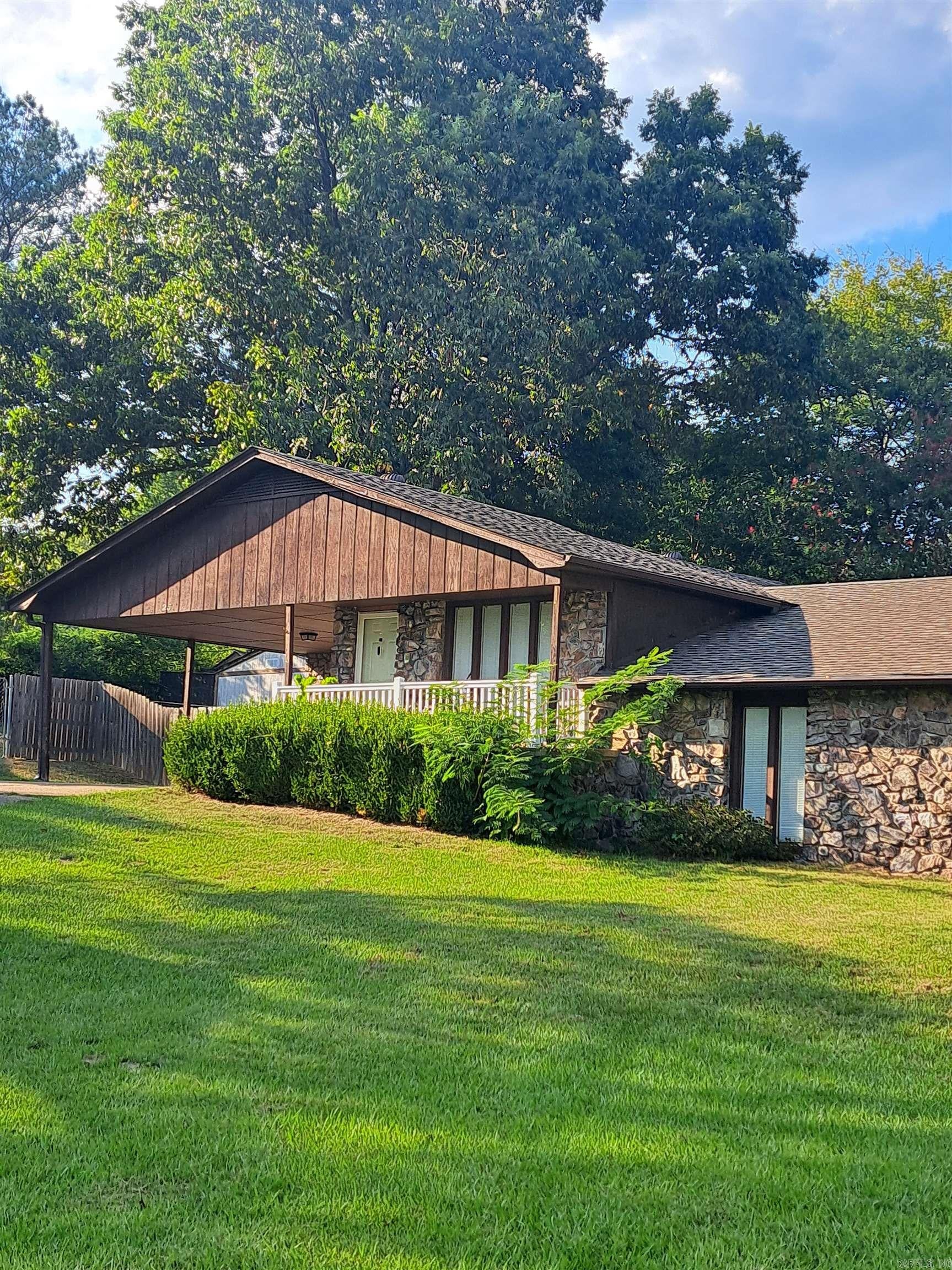25 Arcadia Circle — photo