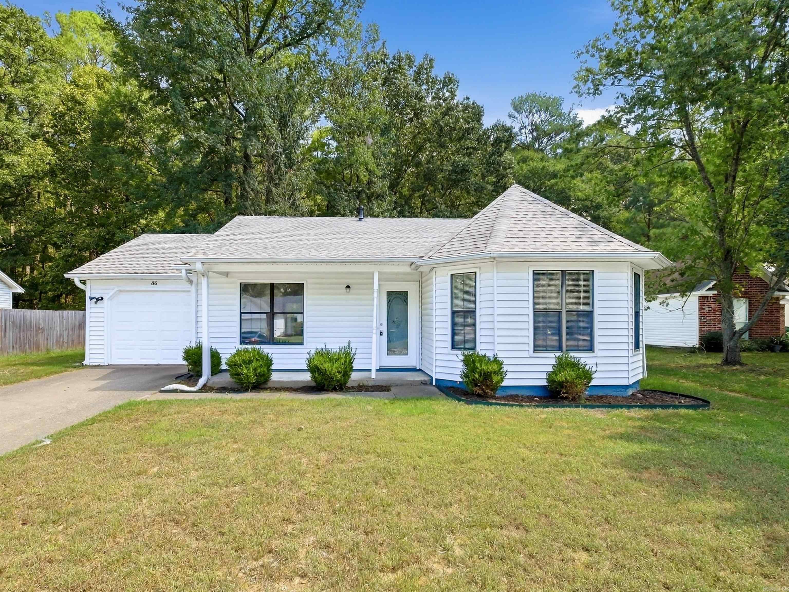 86 Pinedale Circle — photo