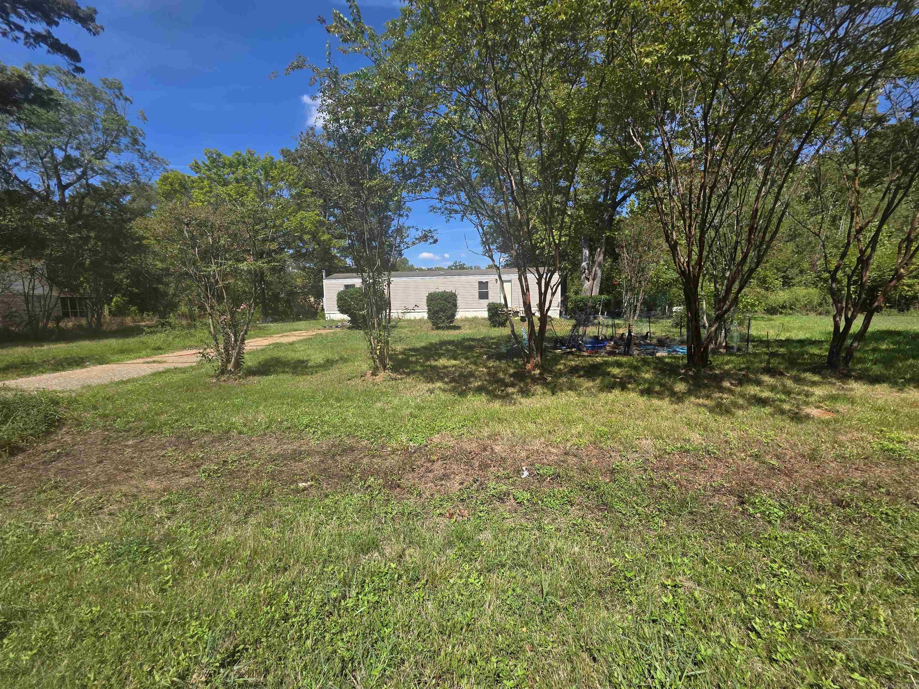 613 McCoy Road — photo
