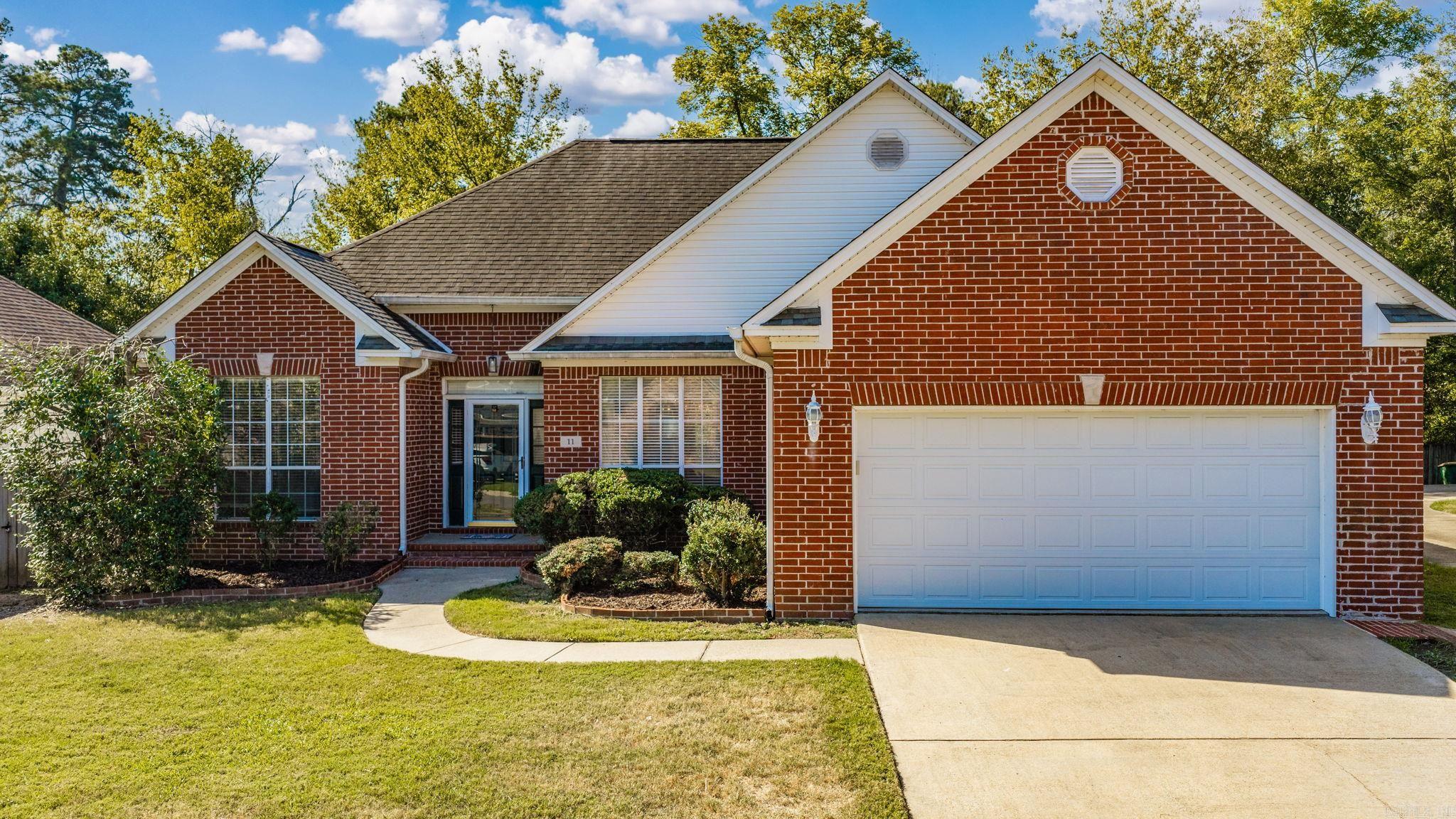11 Westfield Drive — photo