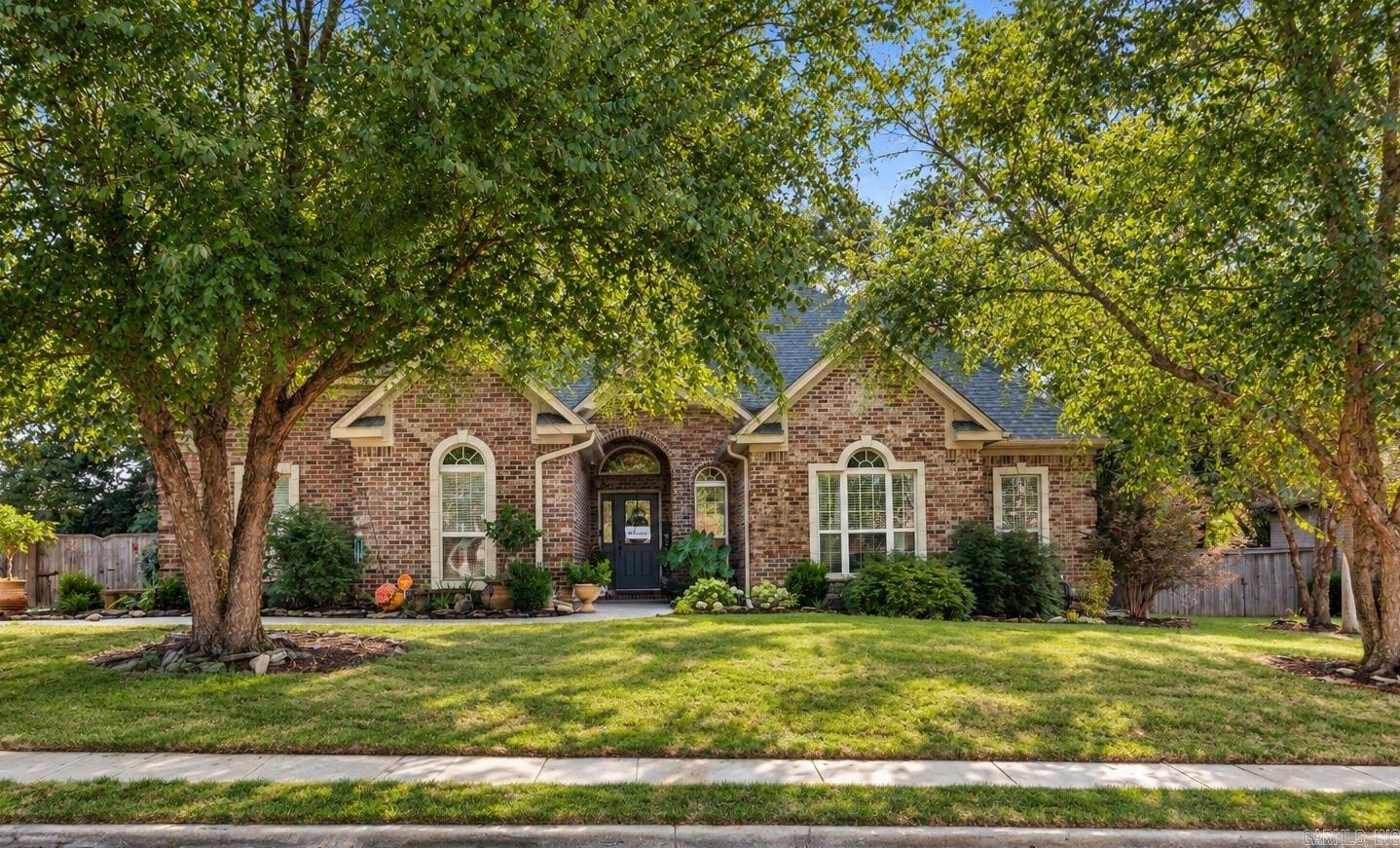 21 Shadow Creek — photo