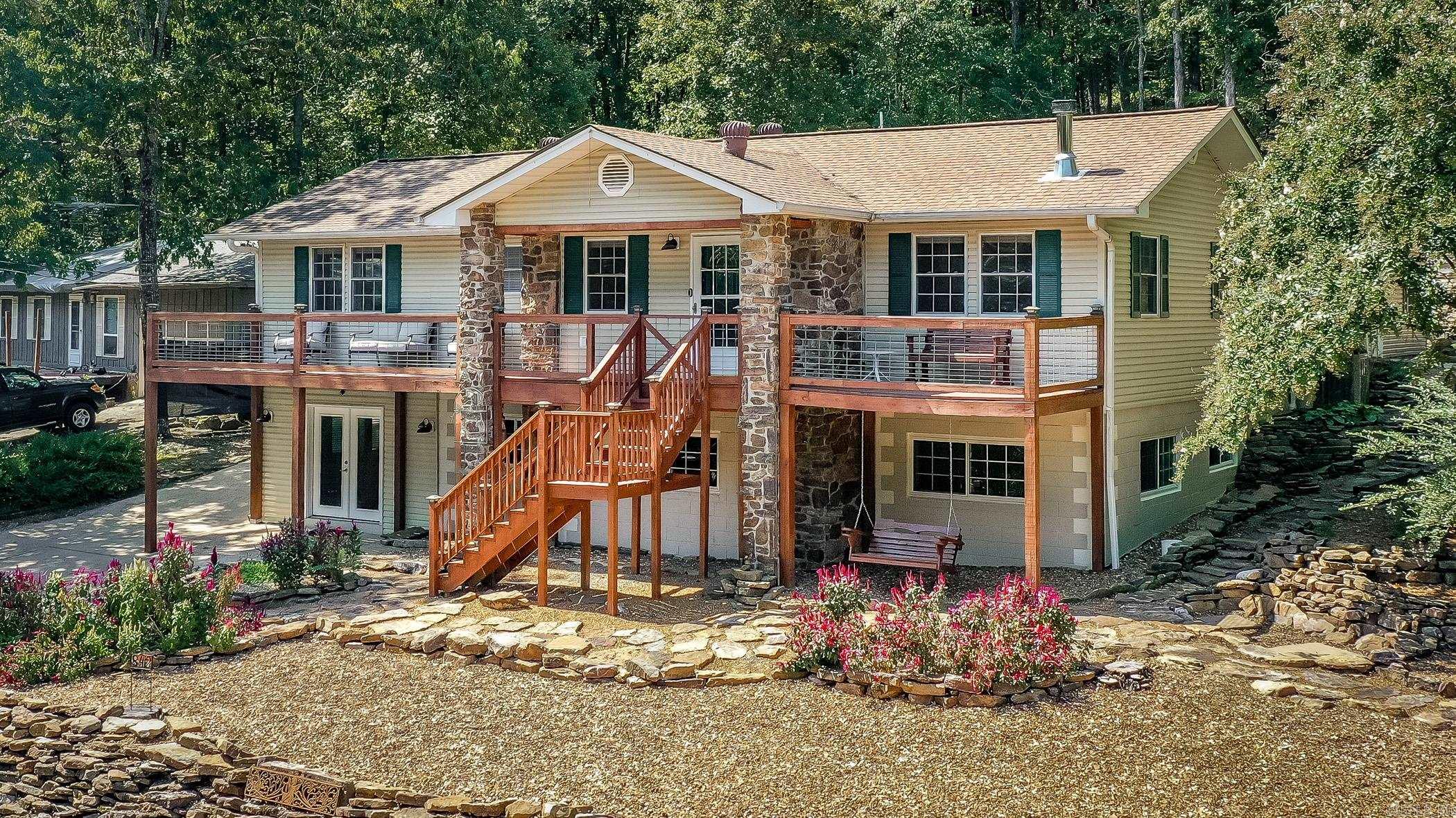 842 Dave Creek Parkway — photo